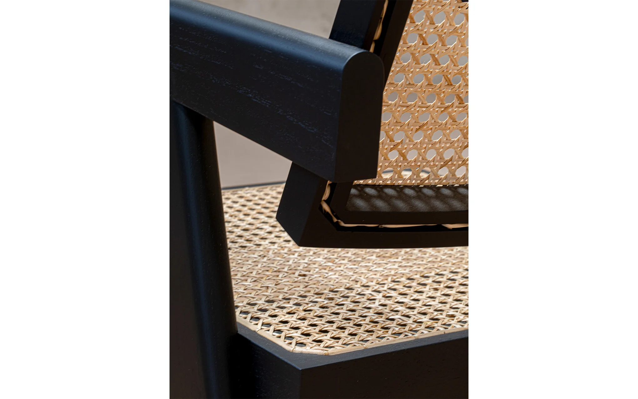 Office armchair V leg - Image 10