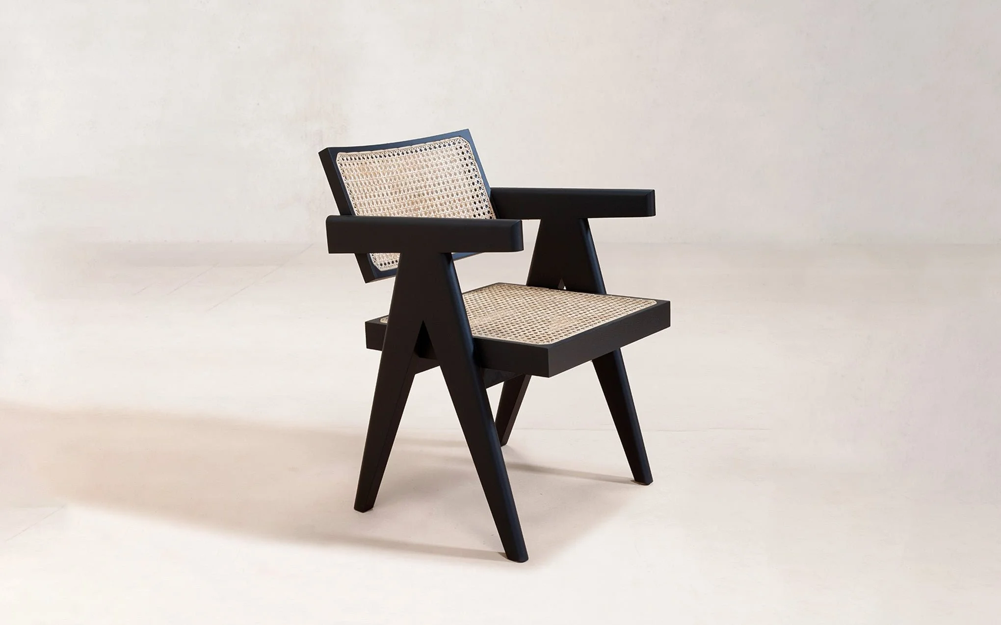 Office armchair V leg - Image 7