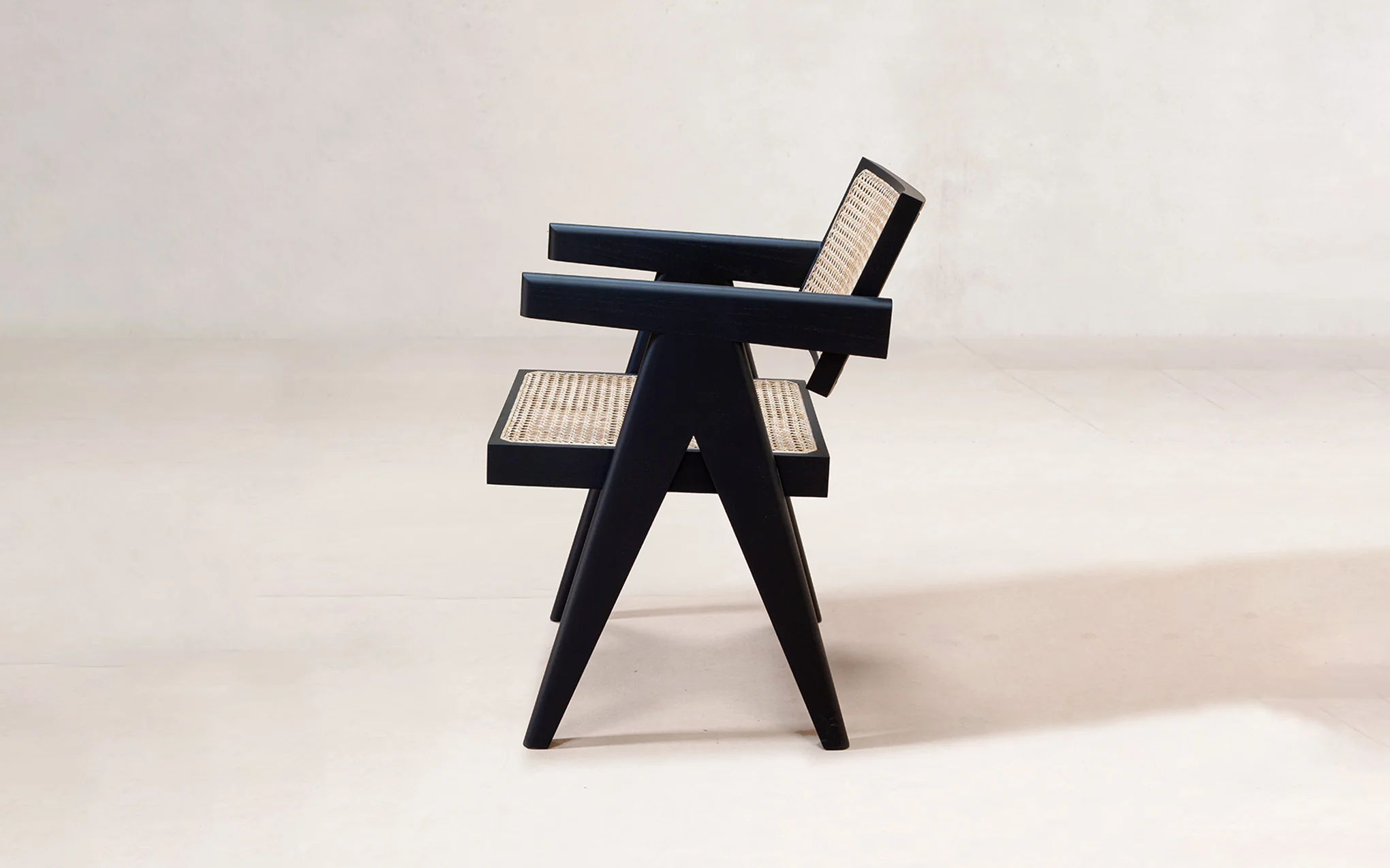 Office armchair V leg - Image 8