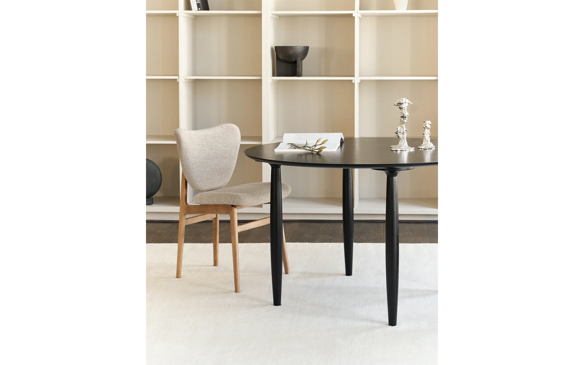 Oku round dining table - Image 5