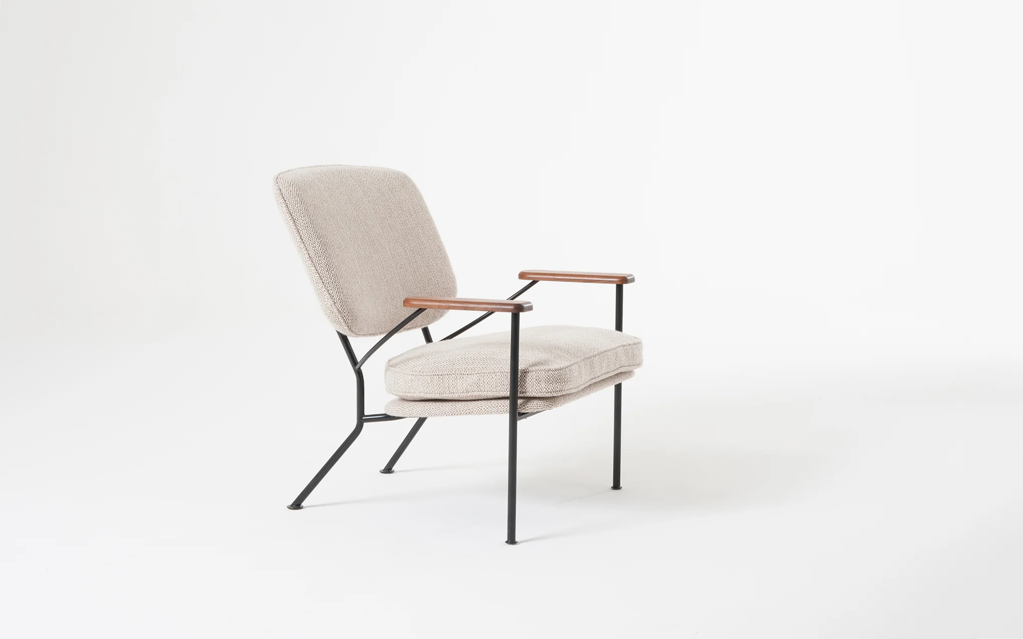 Orlando armchair with oak arms - Image 5