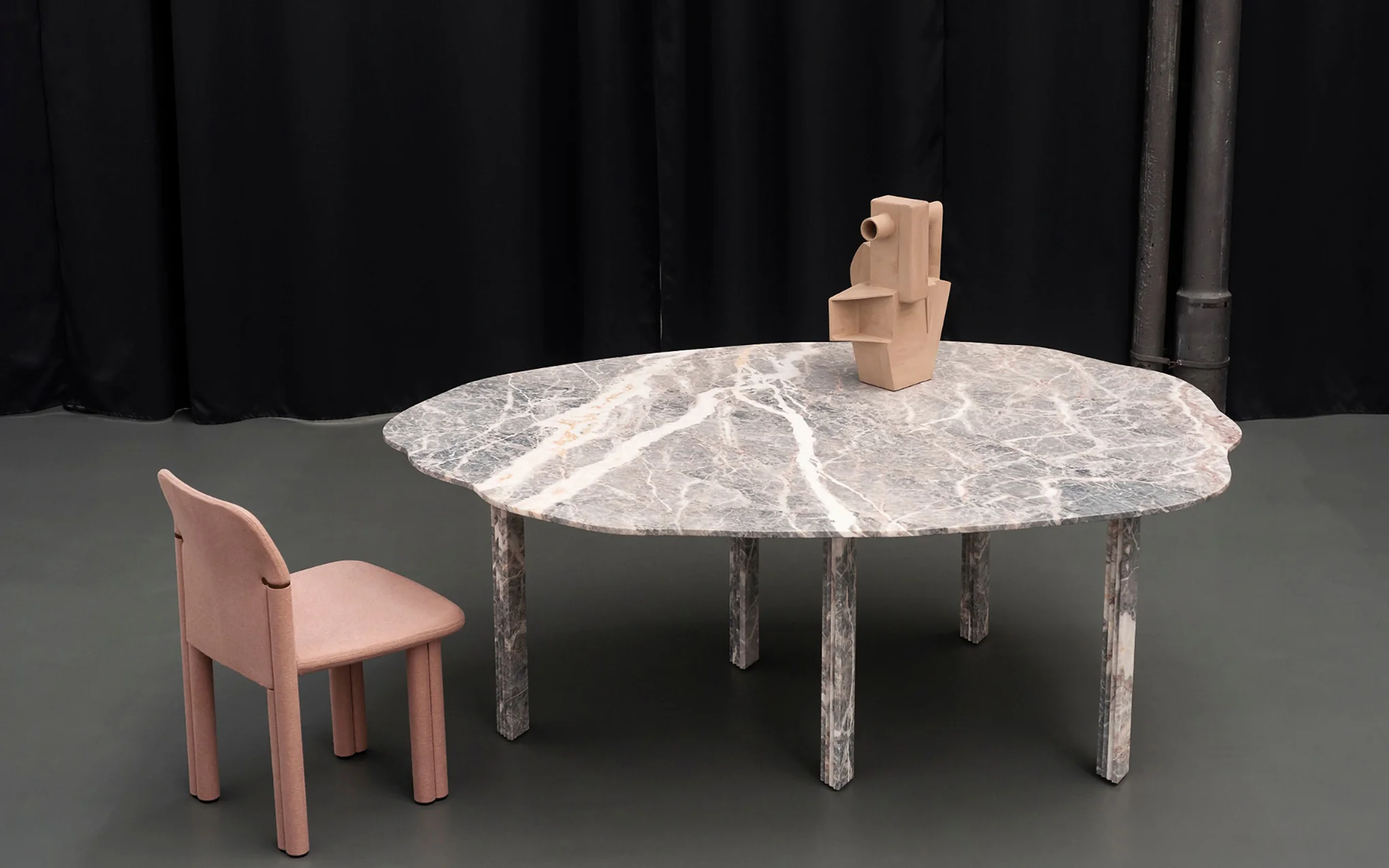 Orpheus dining table - Image 3