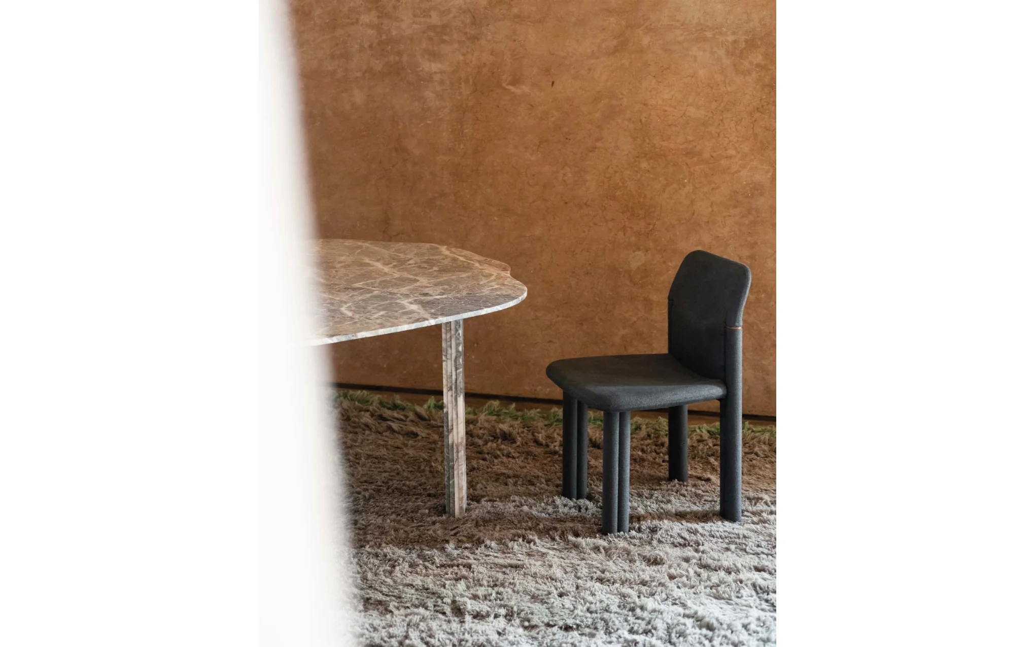 Orpheus dining table - Image 9