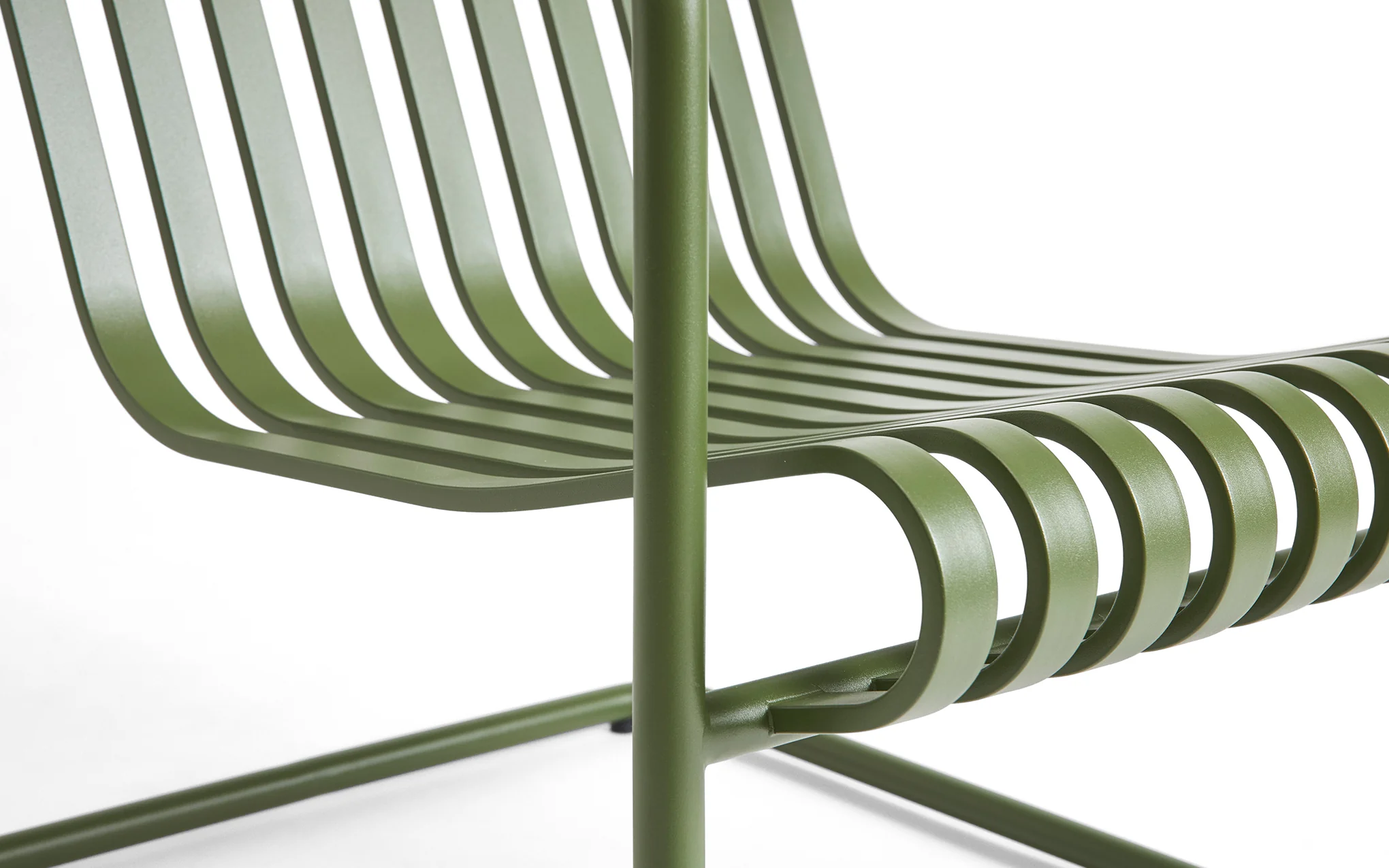 Palissade cantilever lounge chair - Image 8