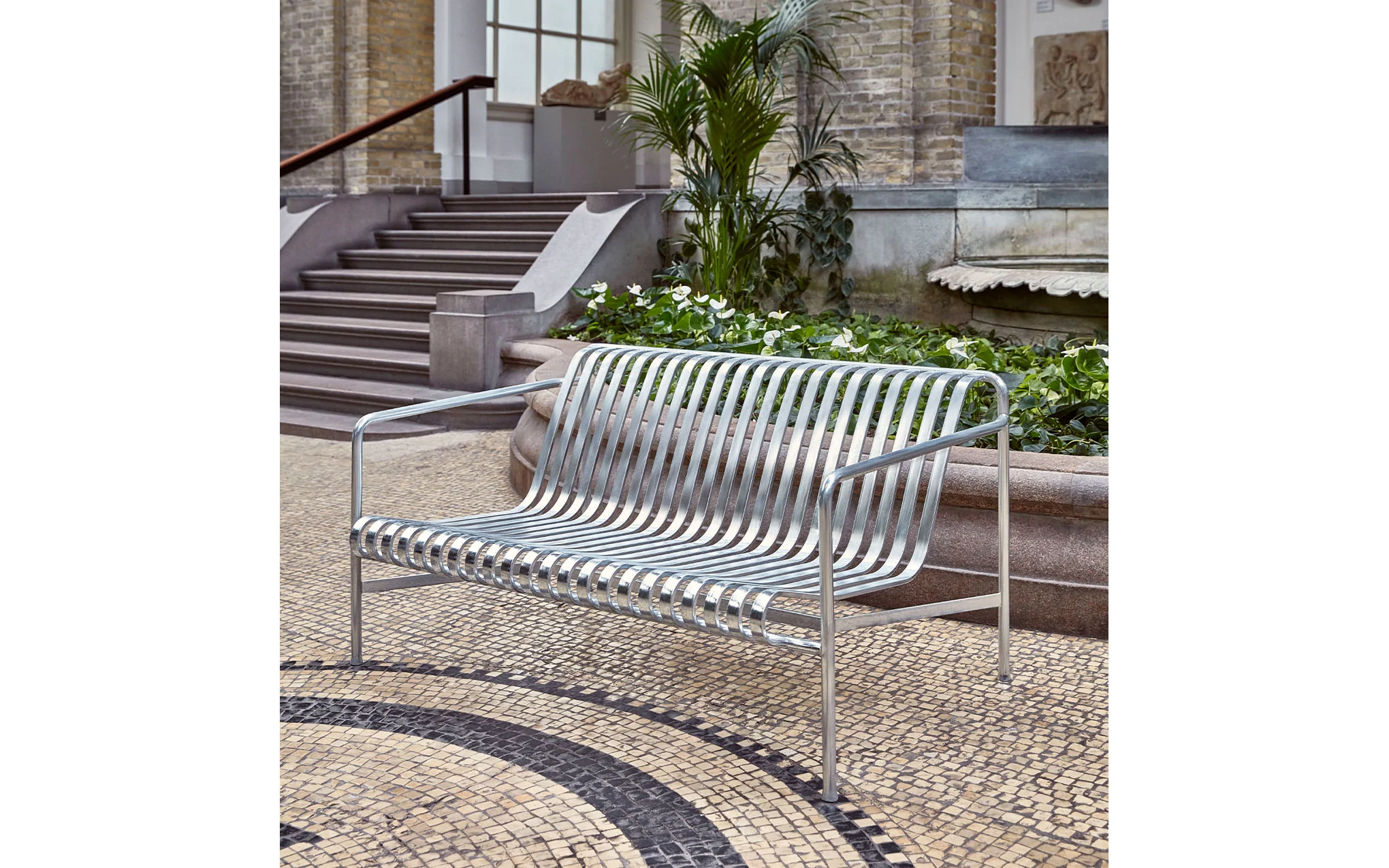Palissade lounge sofa - Image 9