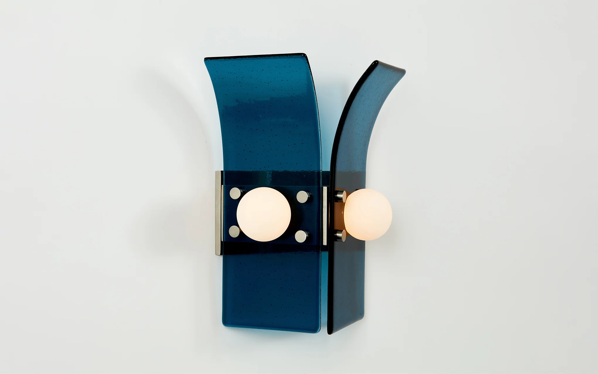Palm sconce