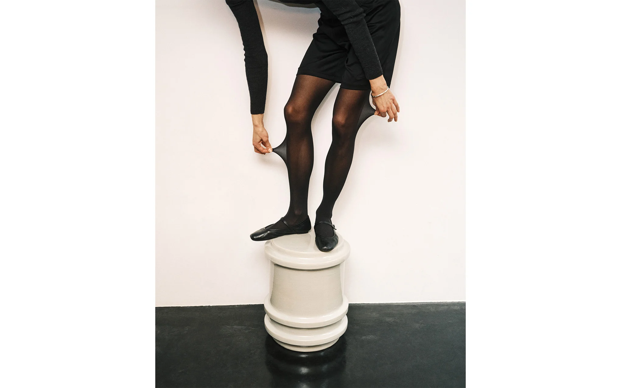 Pawn side table 03 - Image 18