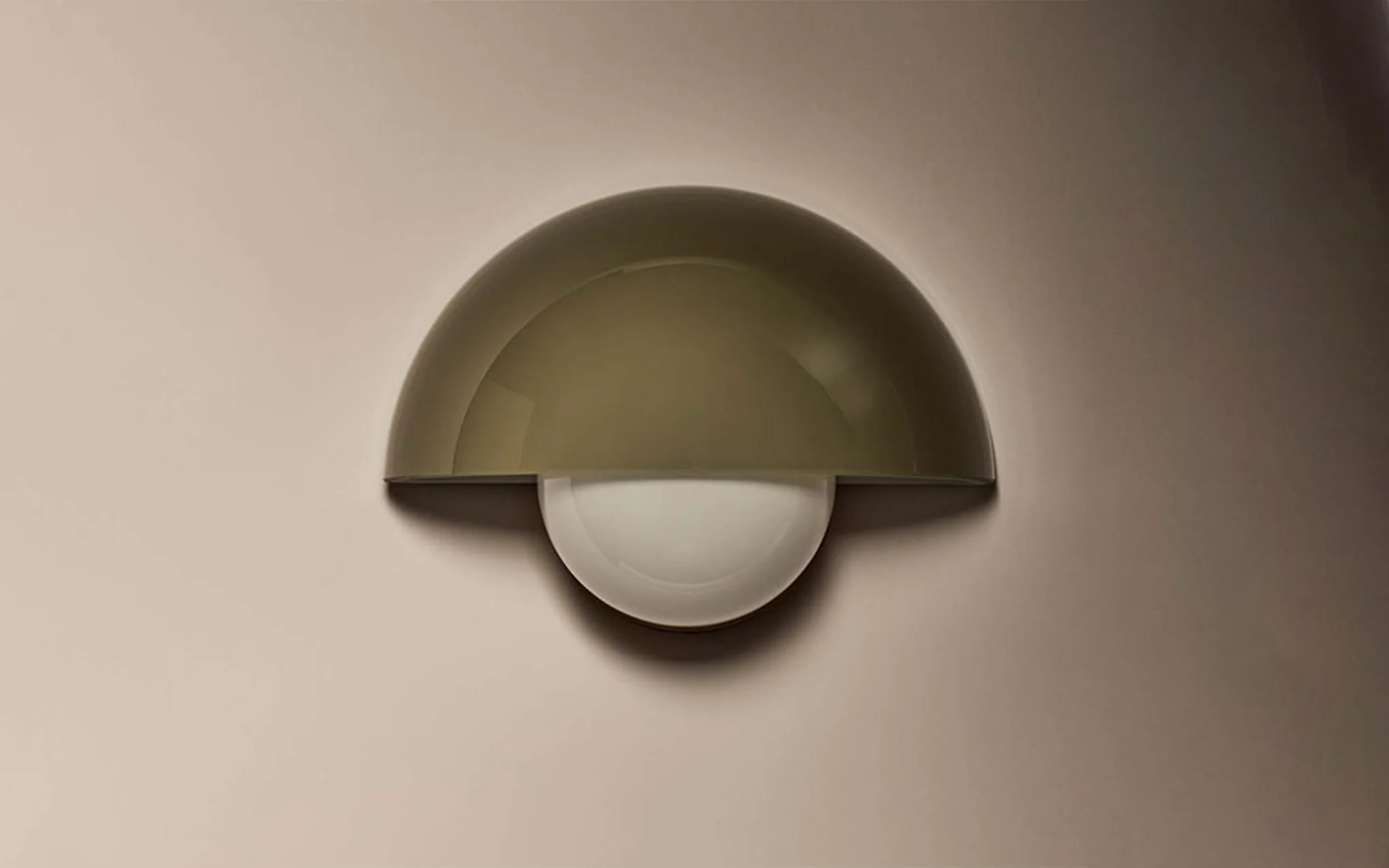 Pearl sconce - Image 5