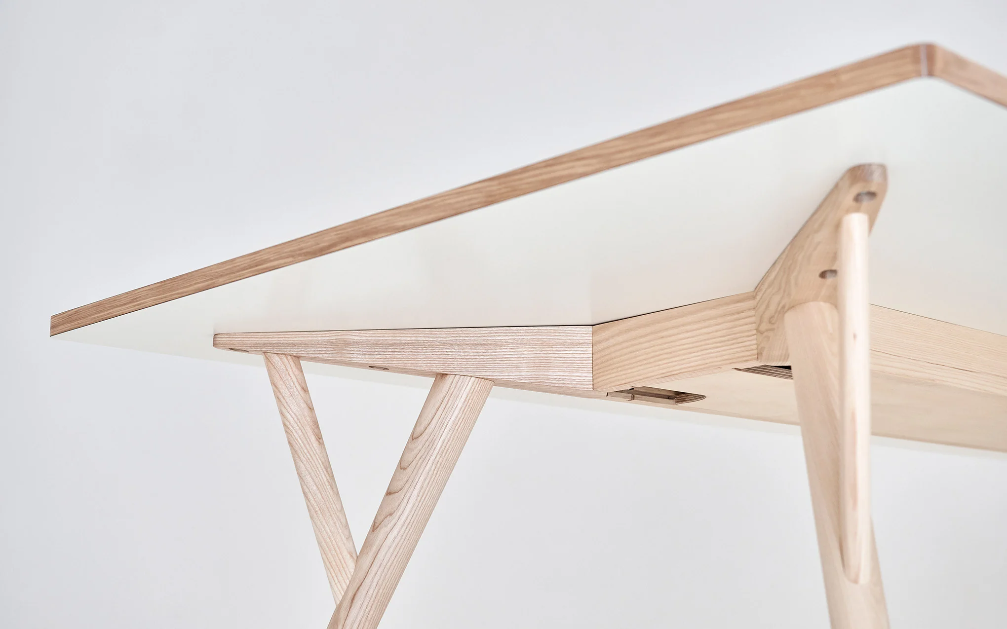 Peggy Standing table - Image 5