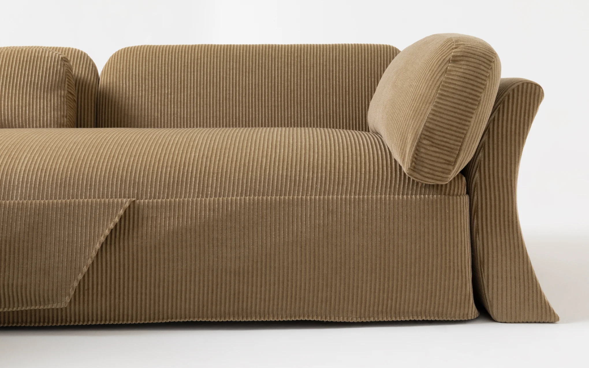 Peonia three seat sofa - Image 5