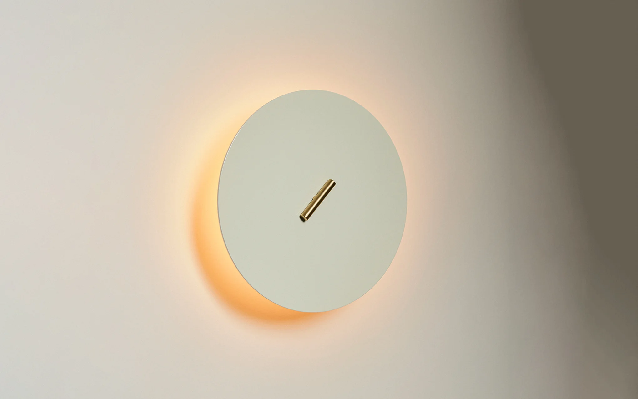 Pith sconce - Image 9
