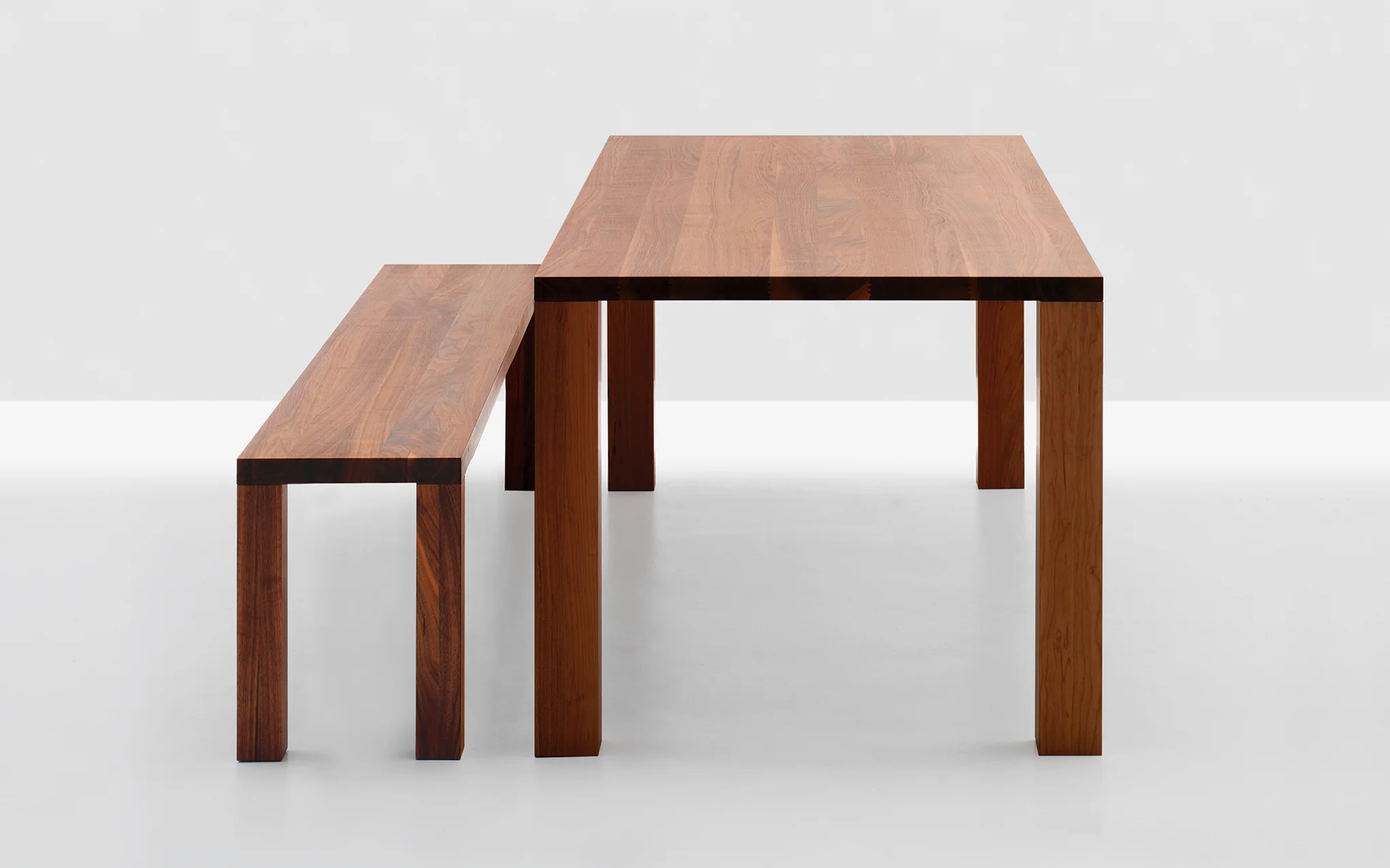 Pjur table - Image 3