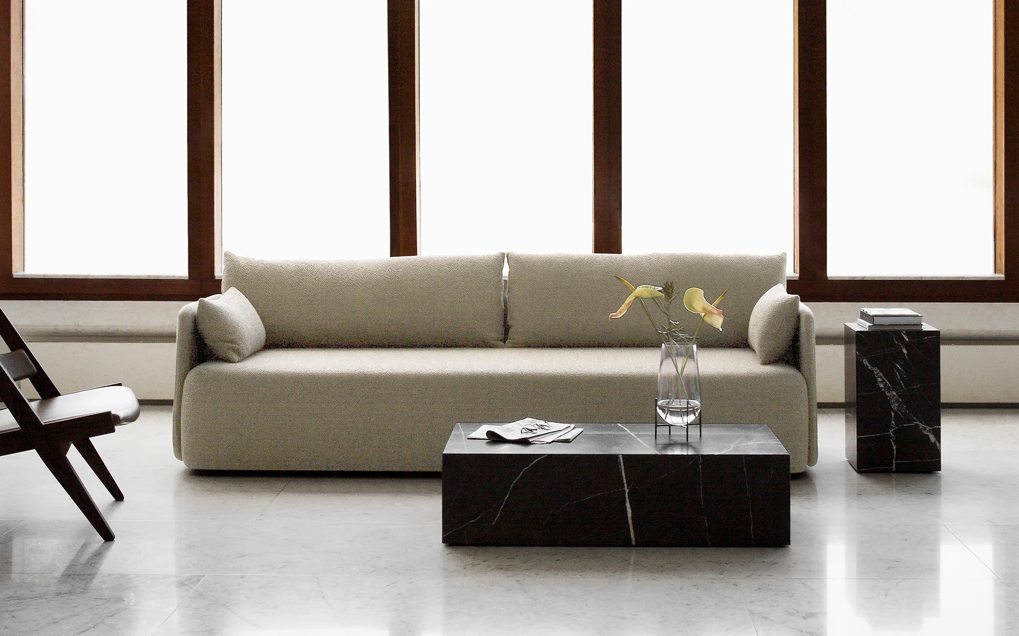 Plinth table - low - Image 6