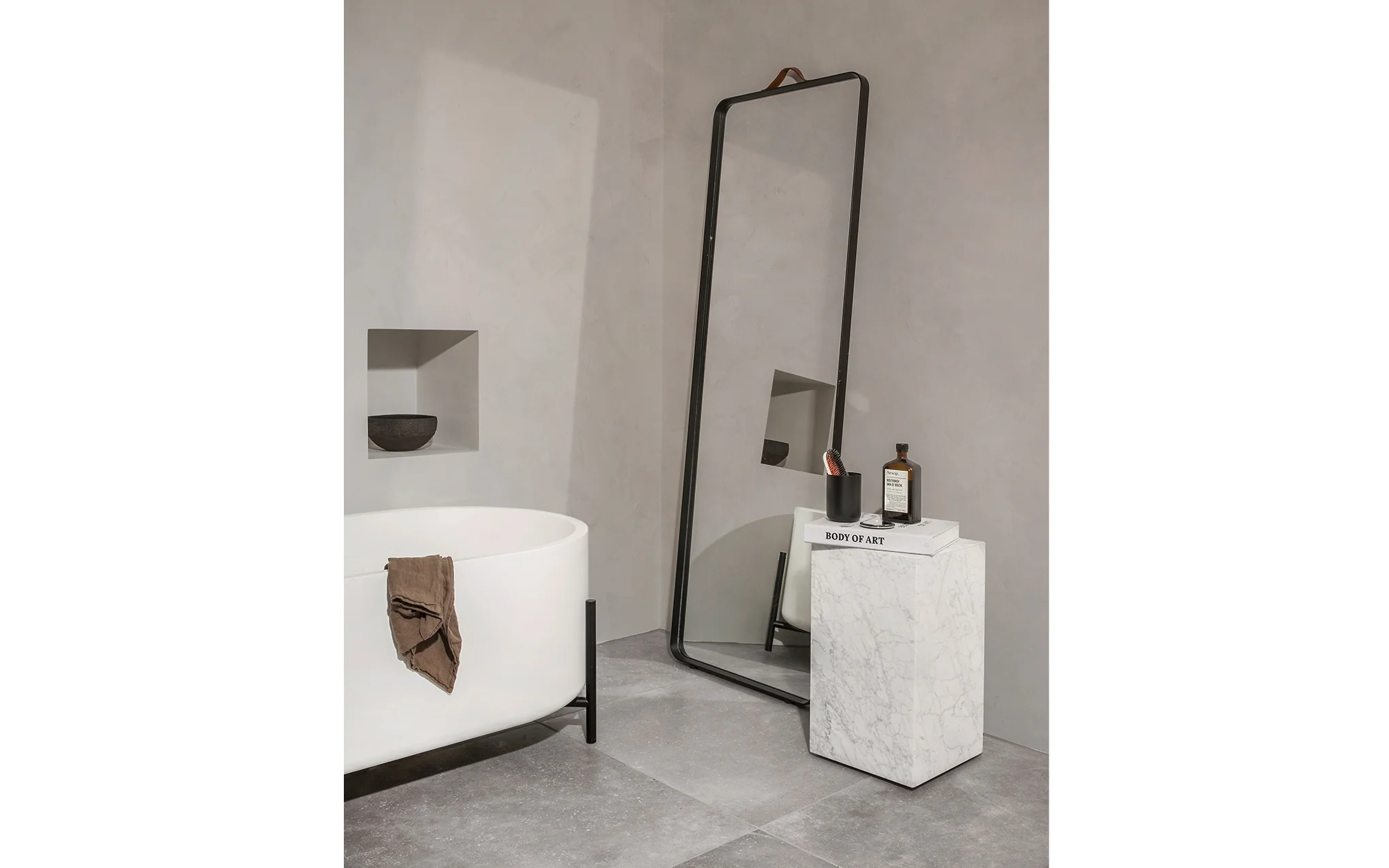 Plinth table - tall - Image 8