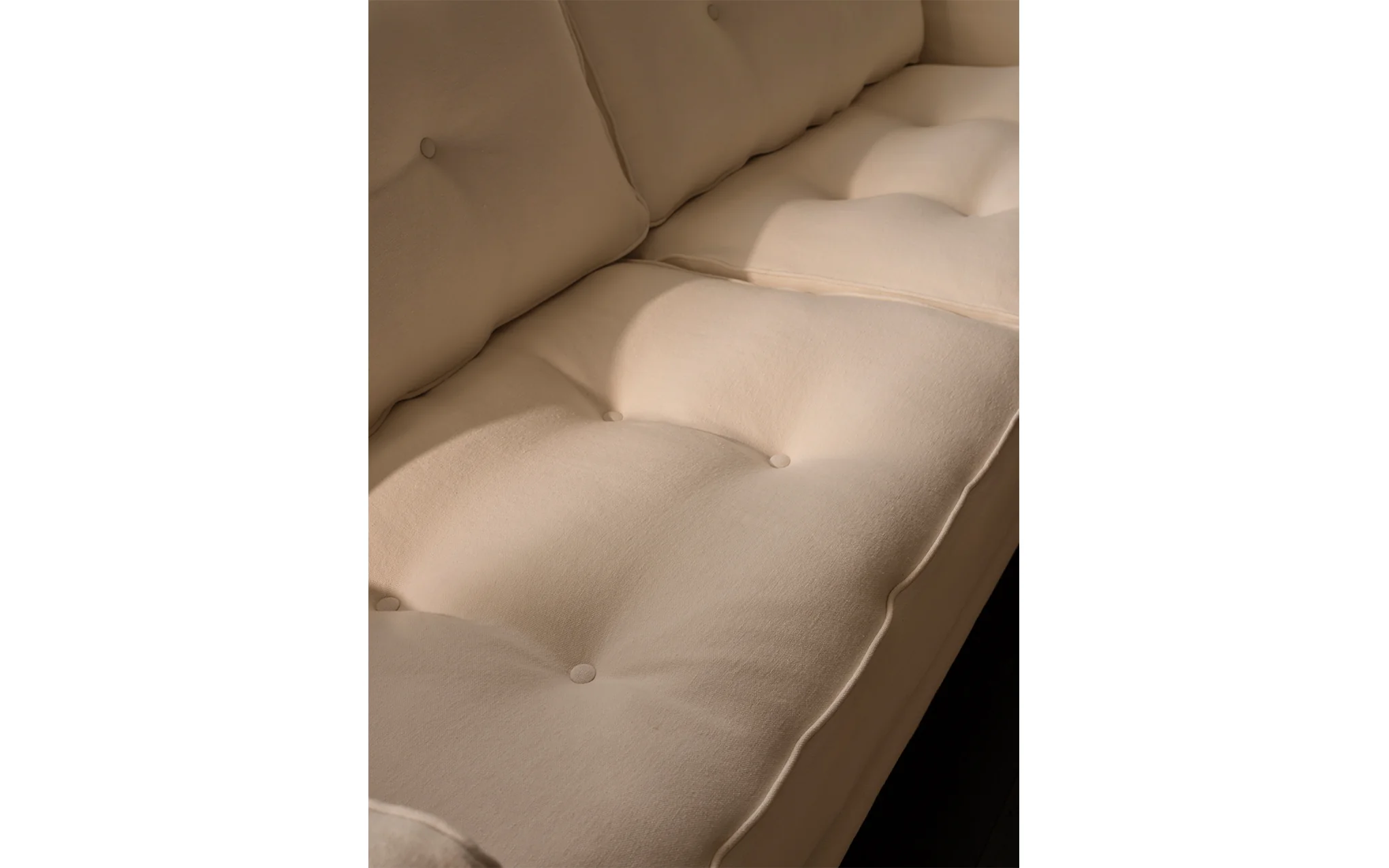 Pompey three seat sofa - Image 12