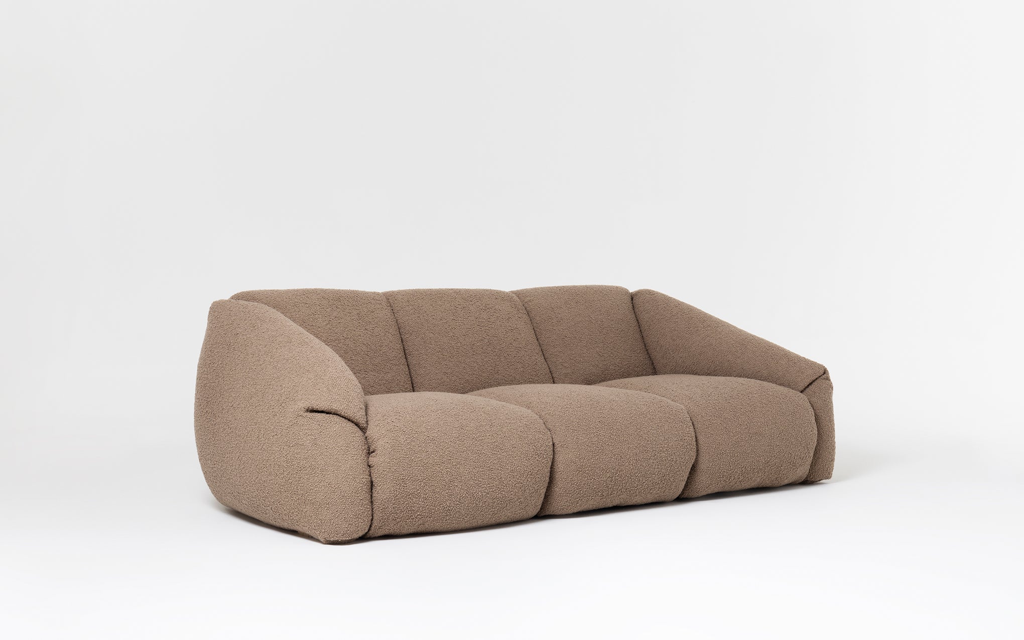 Puffer three seat sofa - Image 2