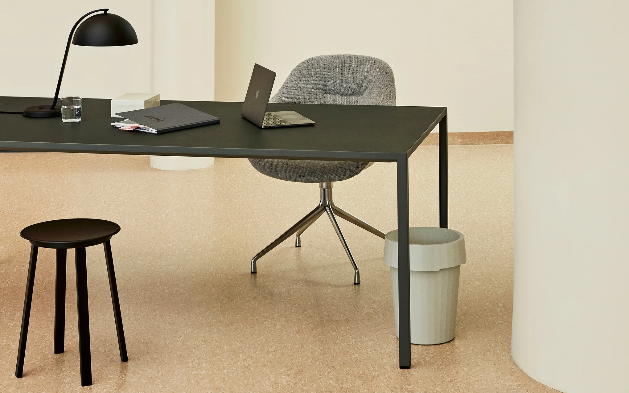 Revolver stool - Image 5