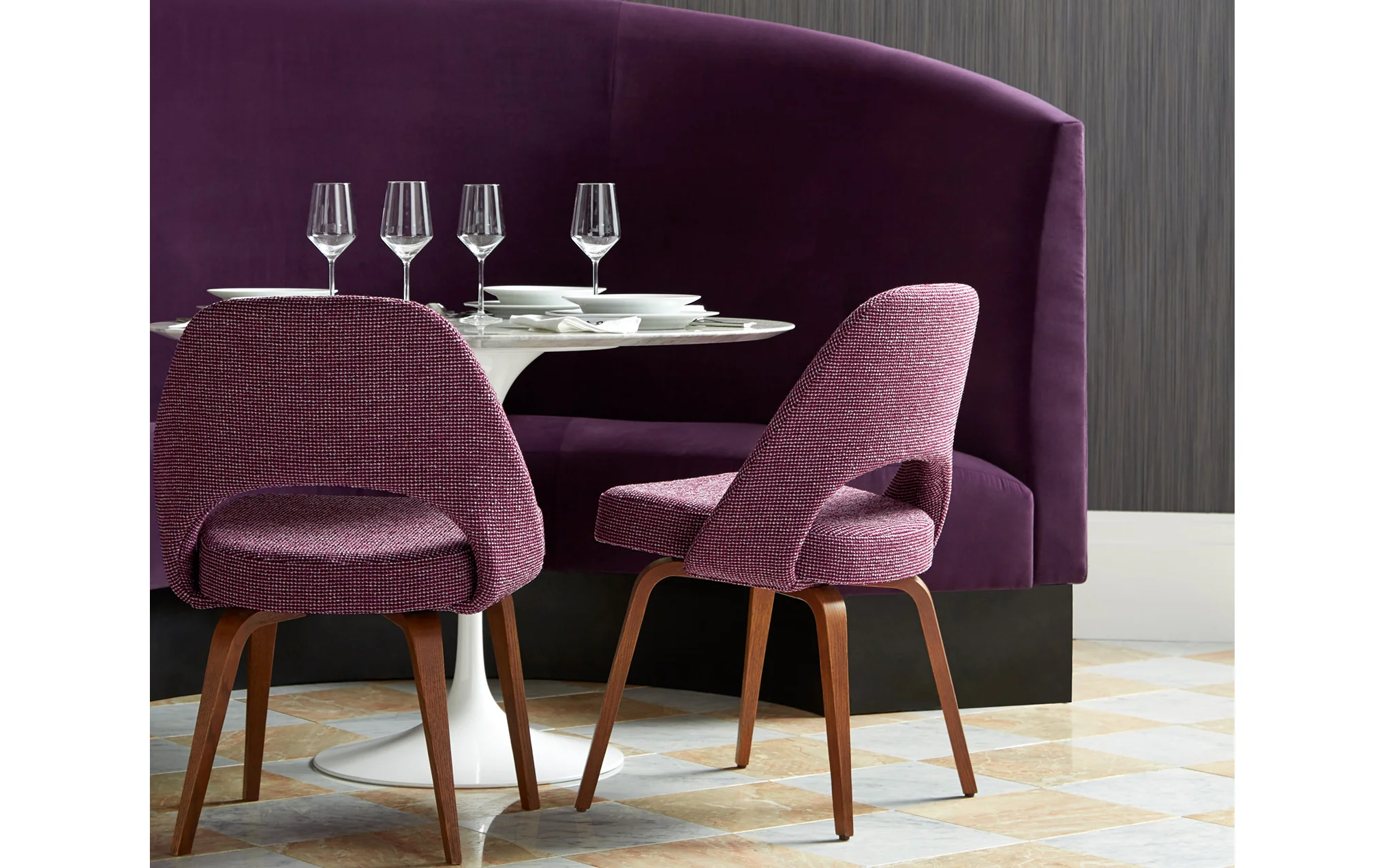 Saarinen round dining table - 91 cm - Image 5