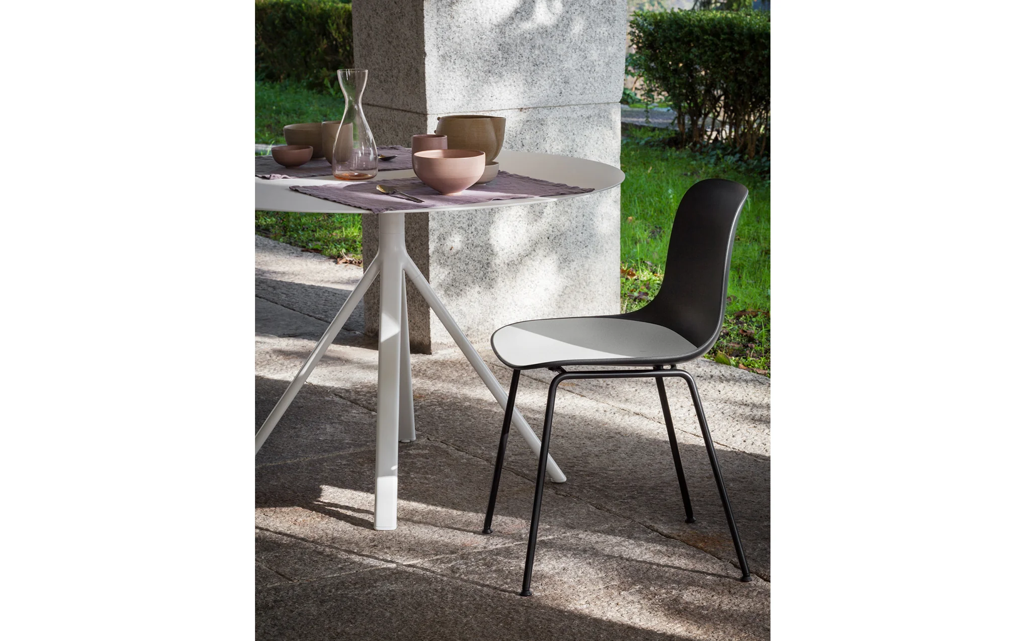 Seela chair - outdoor - Image 6