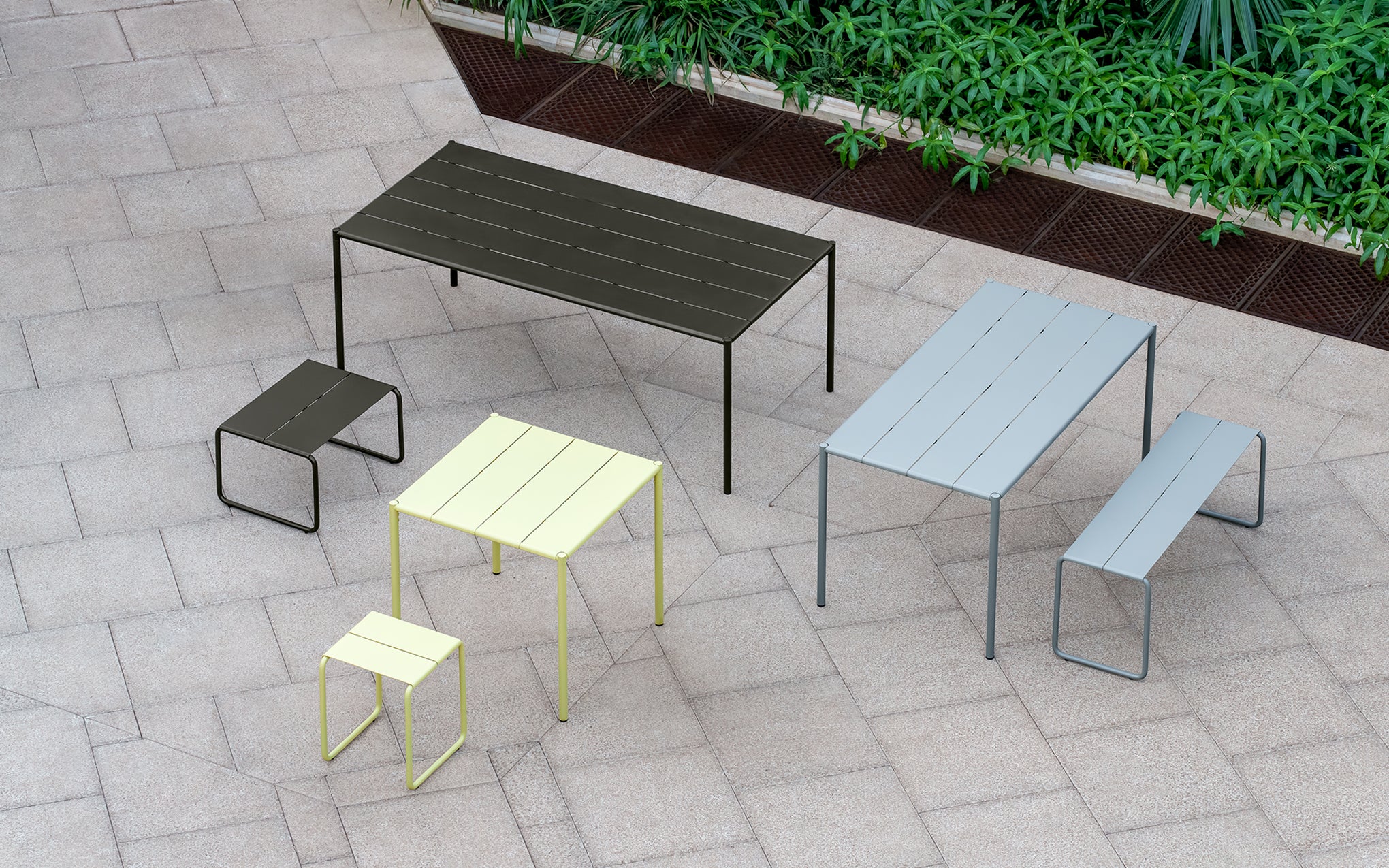 Sine dining table - Image 29