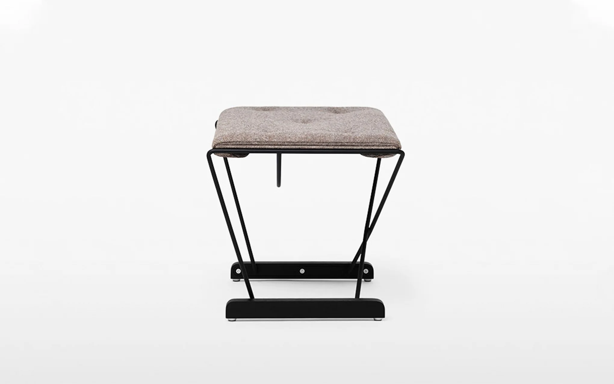 Spark footstool - Image 2