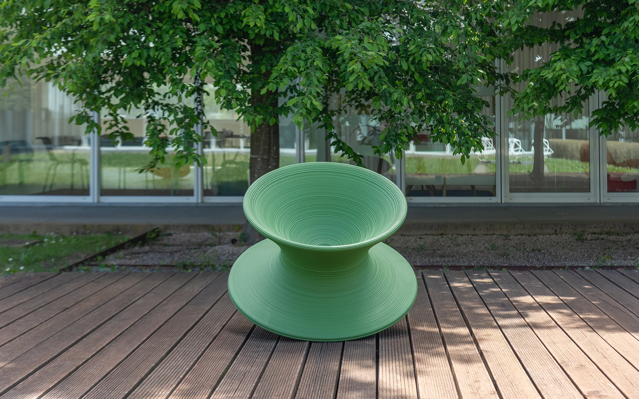 Spun chair - Image 12