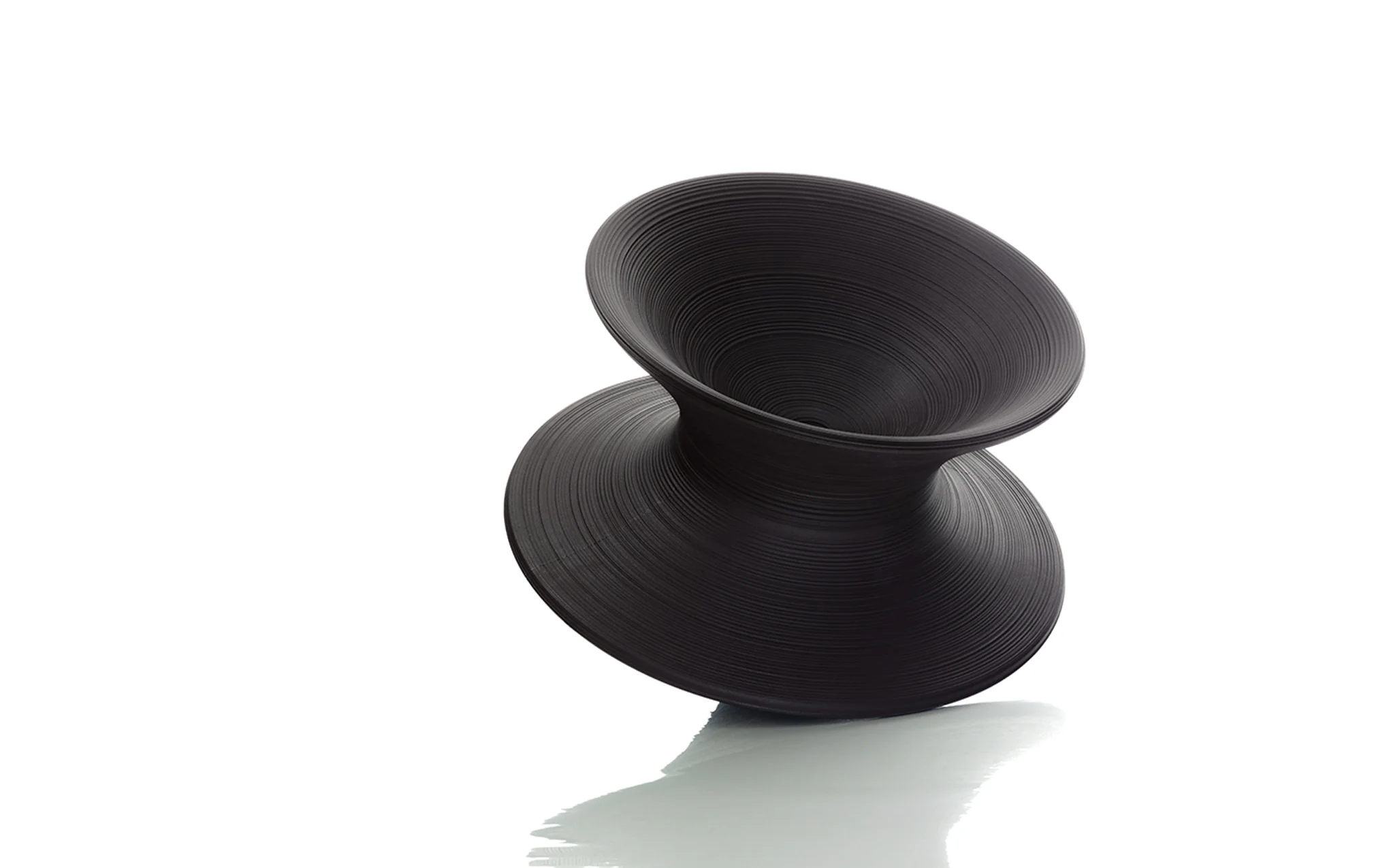 Spun chair - Image 14