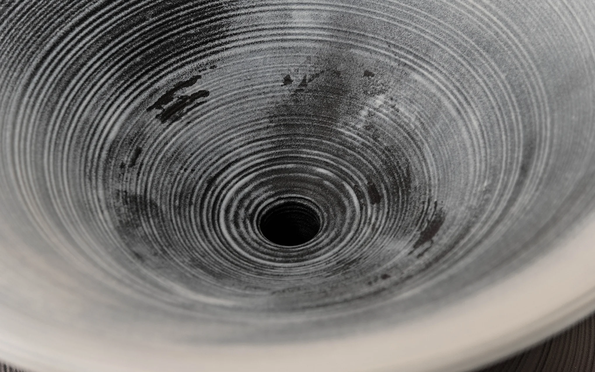 Spun chair - Image 8