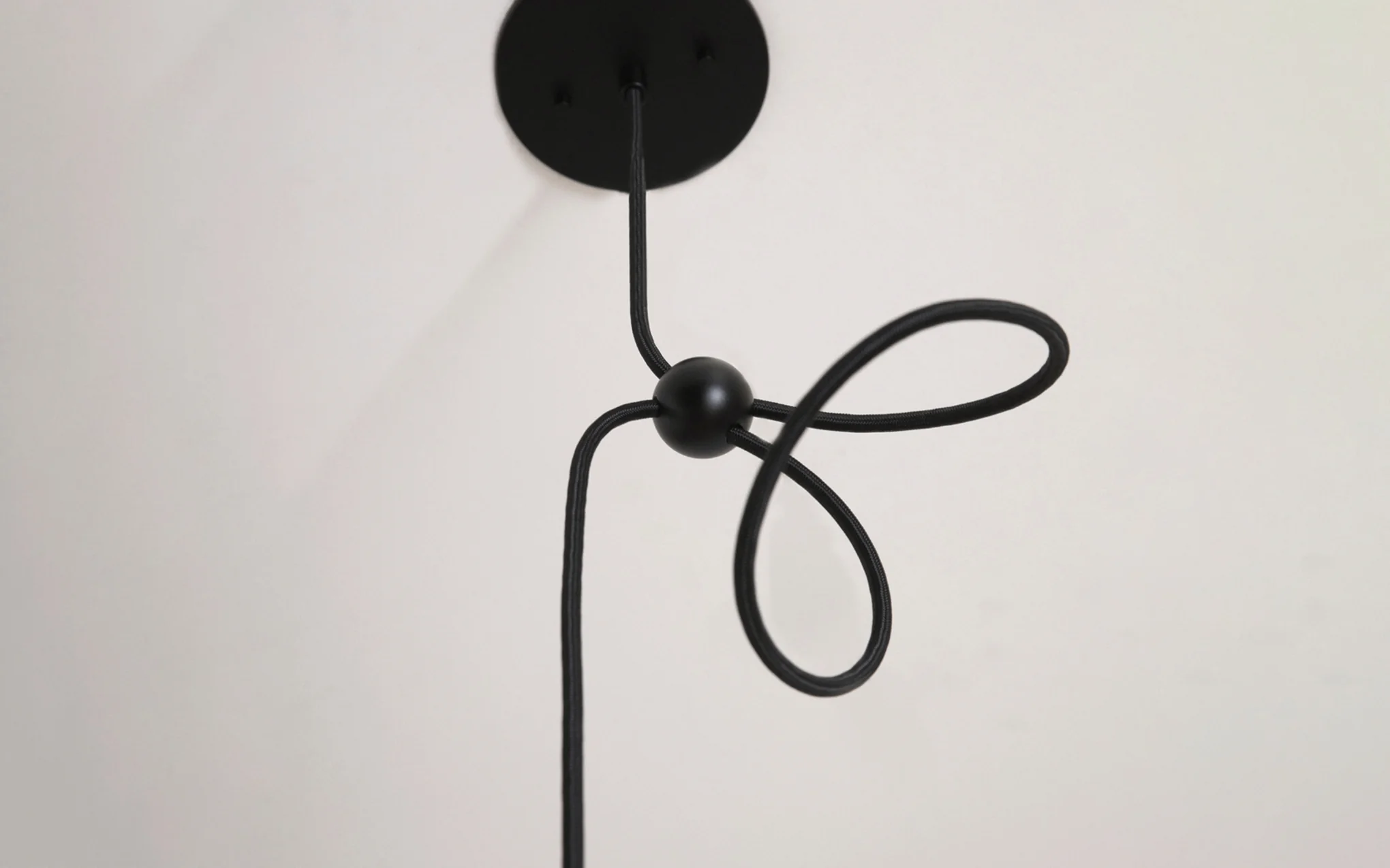 Strike pendant 01 - Image 2