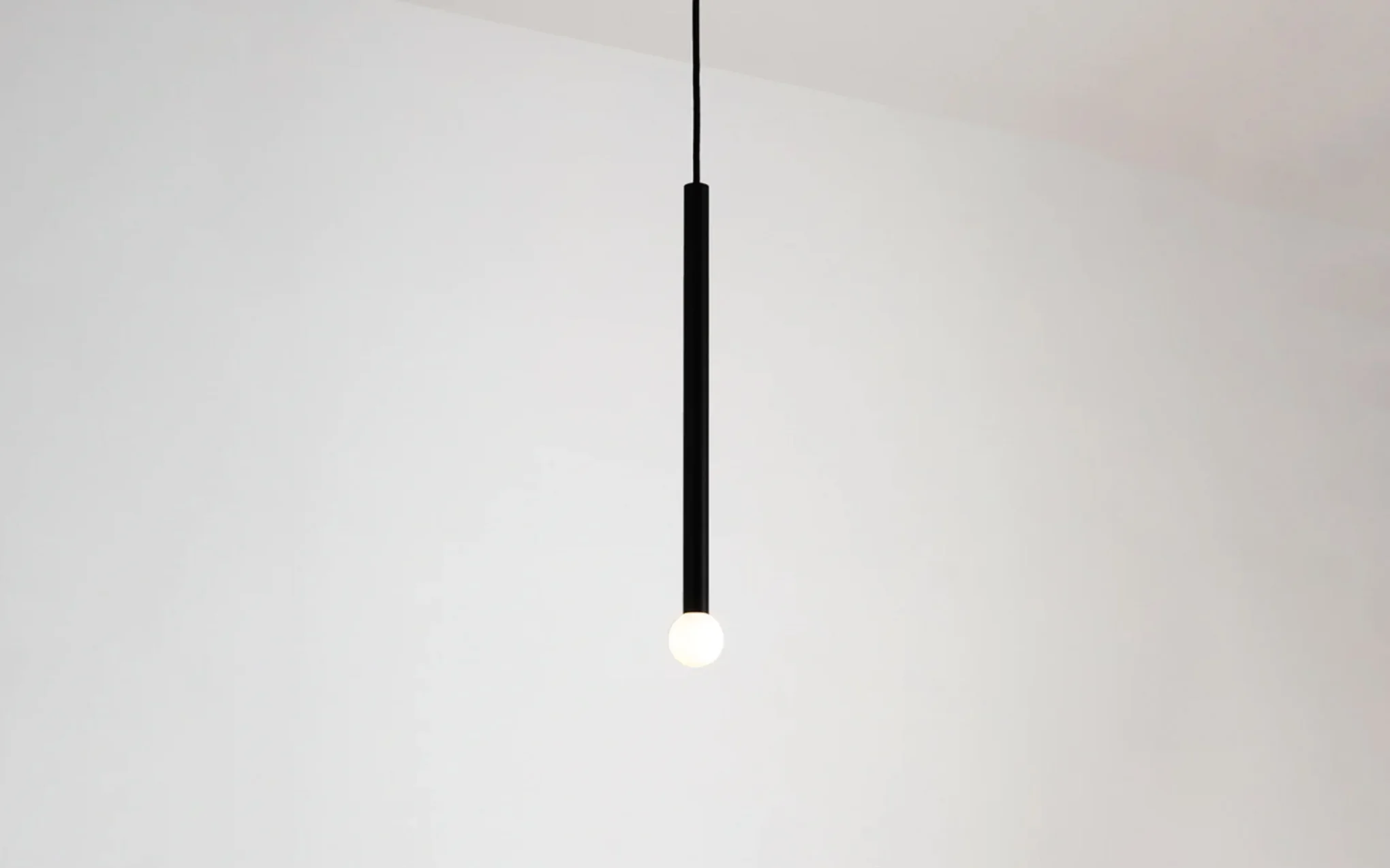Strike pendant 02 - Image 2