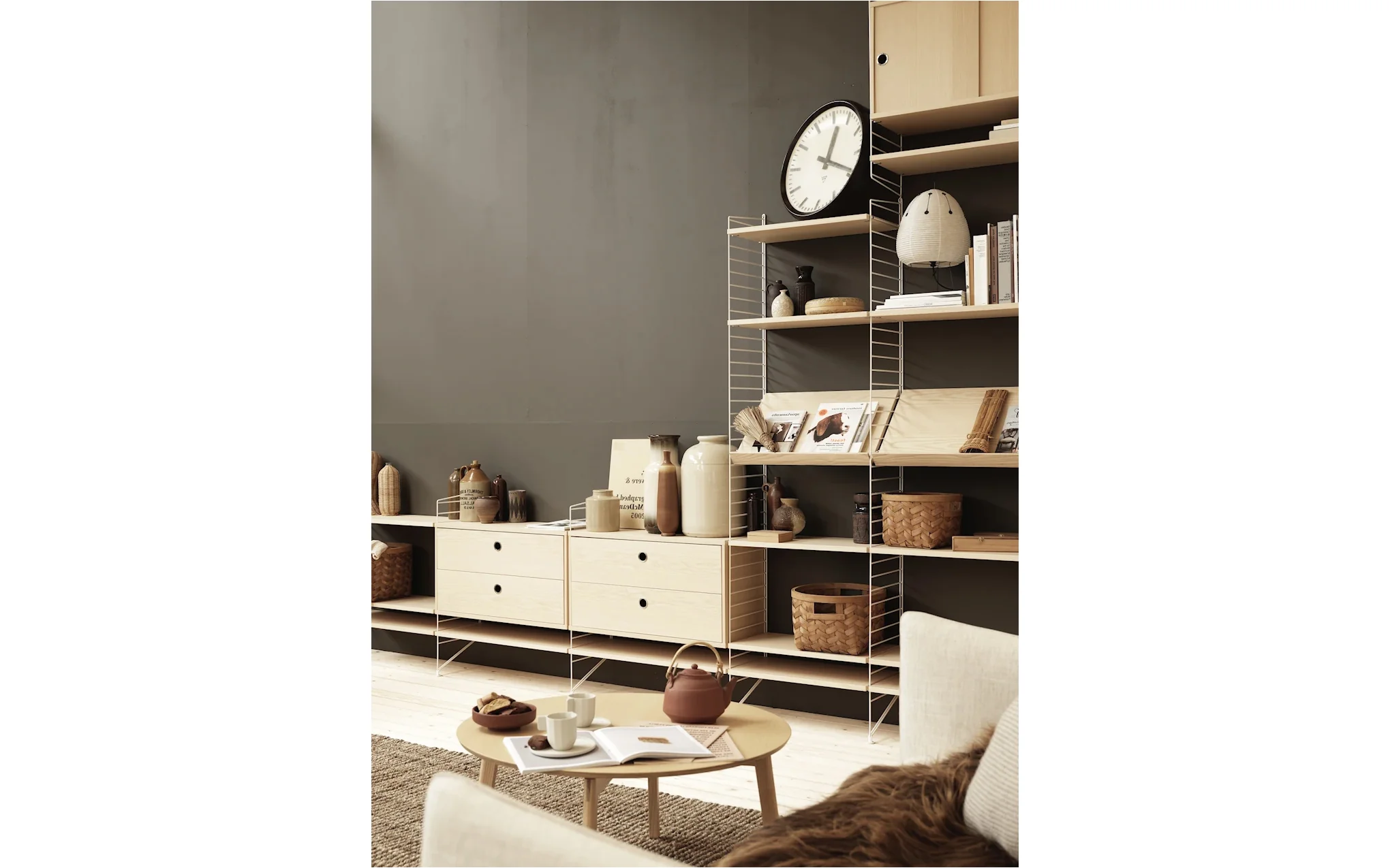 String chest of drawers unit - Image 9