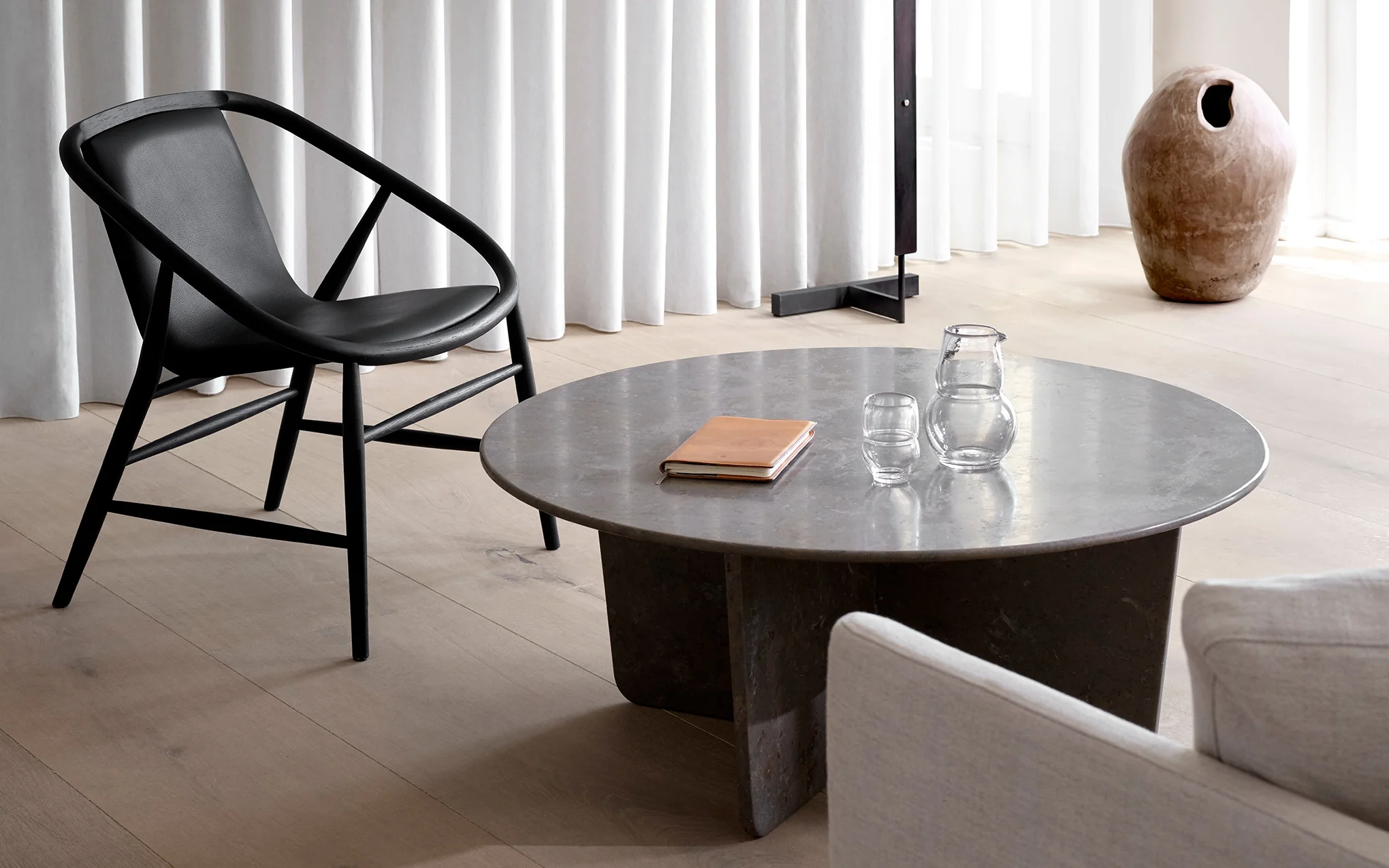 Tableau coffee table - round - Image 2