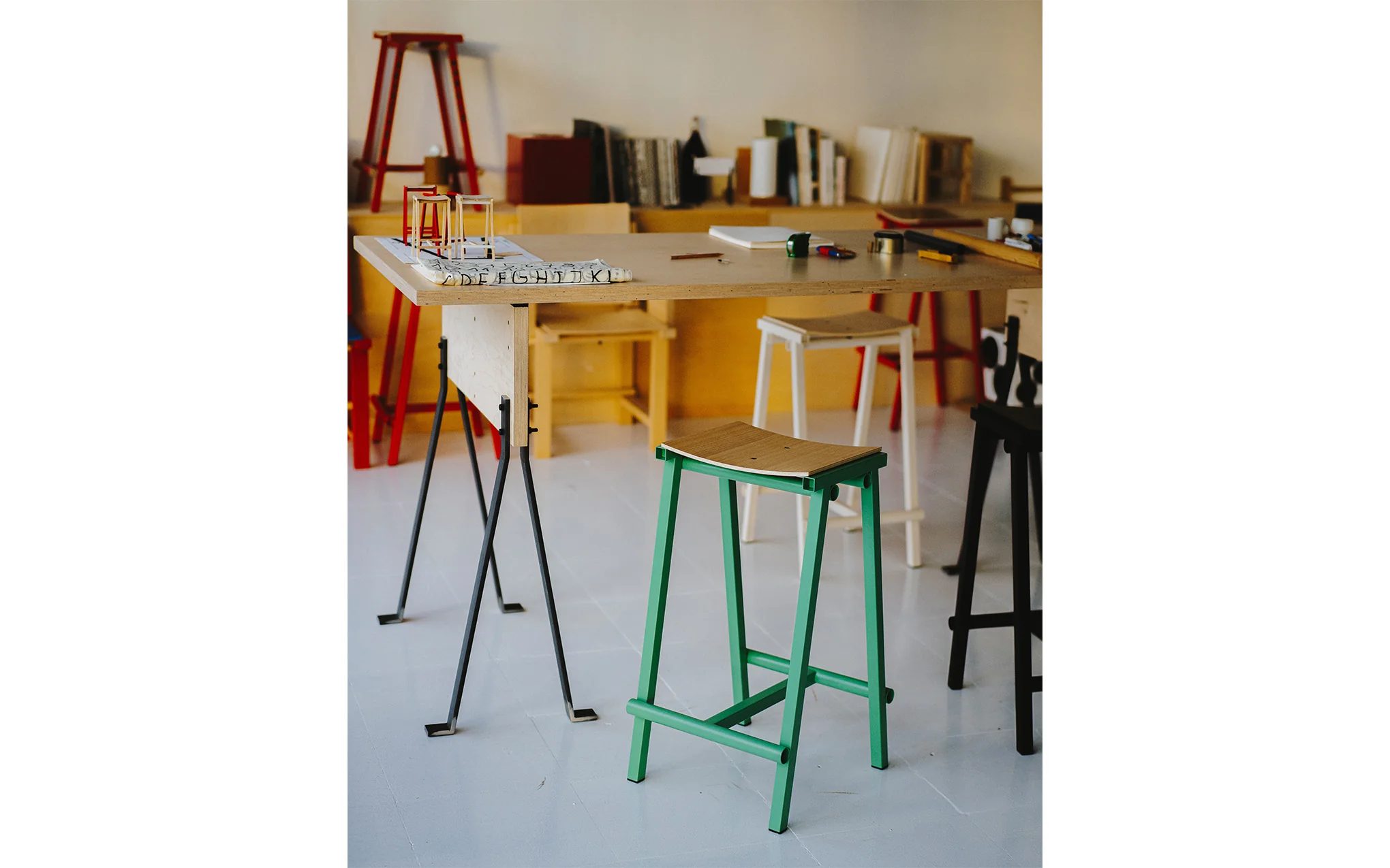 Taburete 8 barstool - Image 8