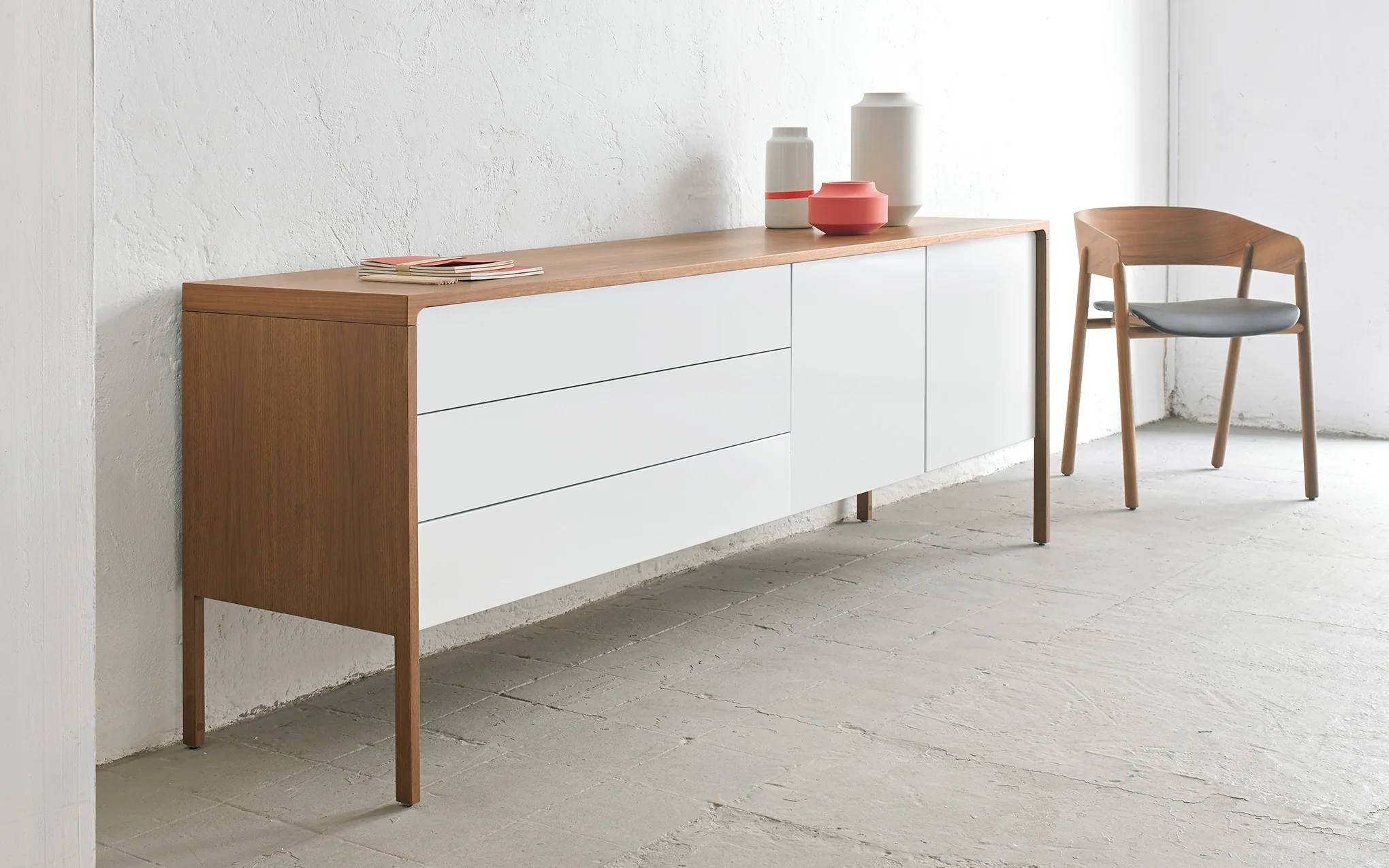 Tactile sideboard - 2 door & 3 drawers - Image 3