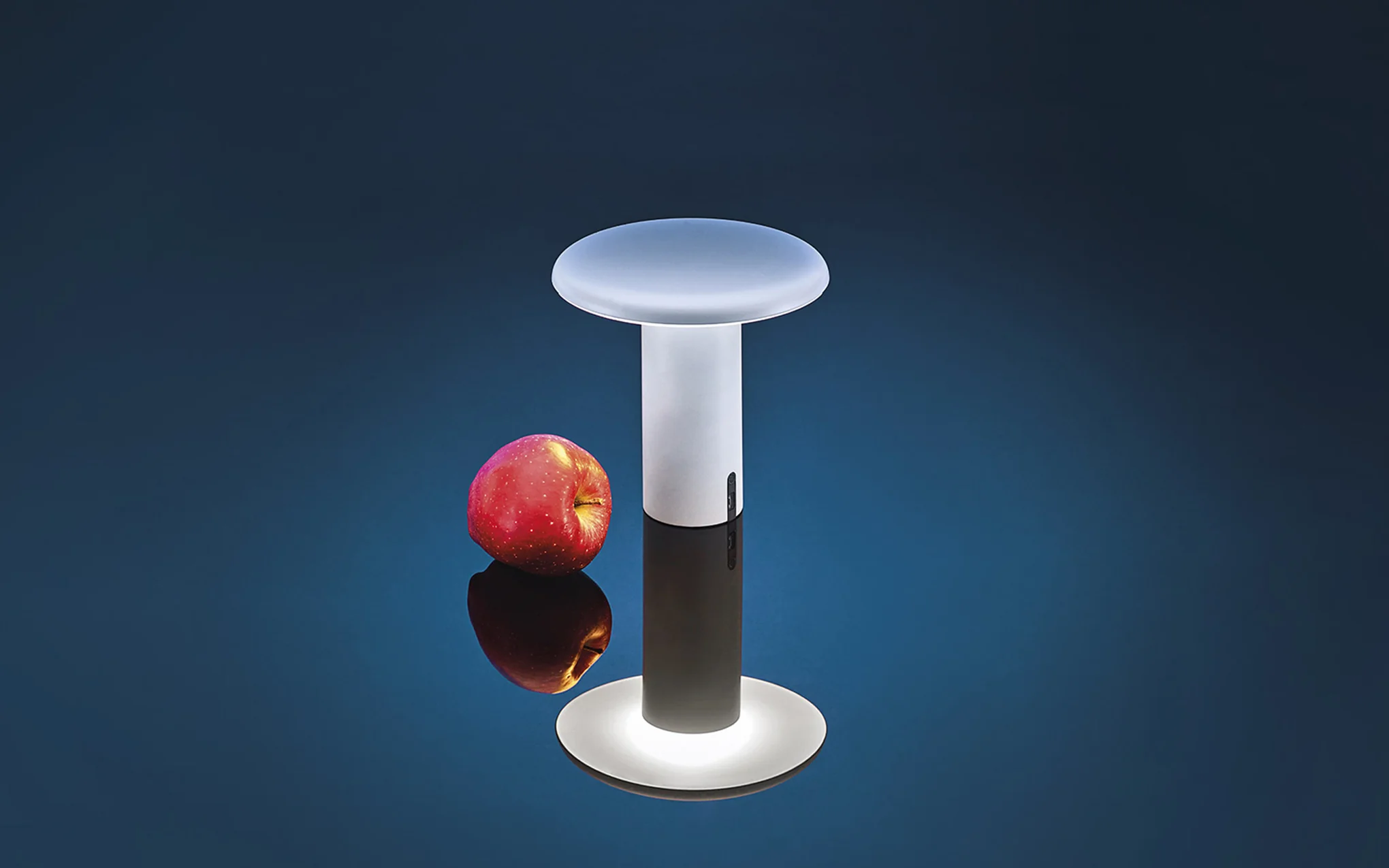 Takku portable table lamp - Image 7