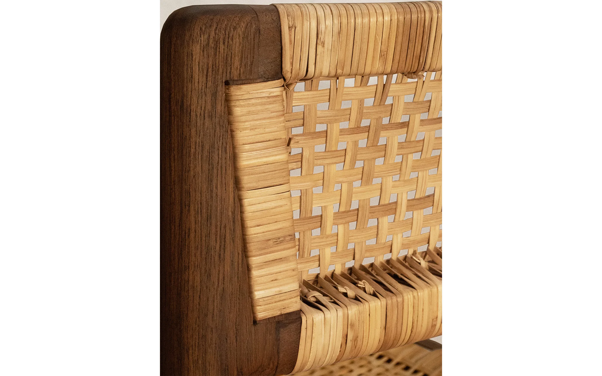 Tangāli dining chair - Image 12