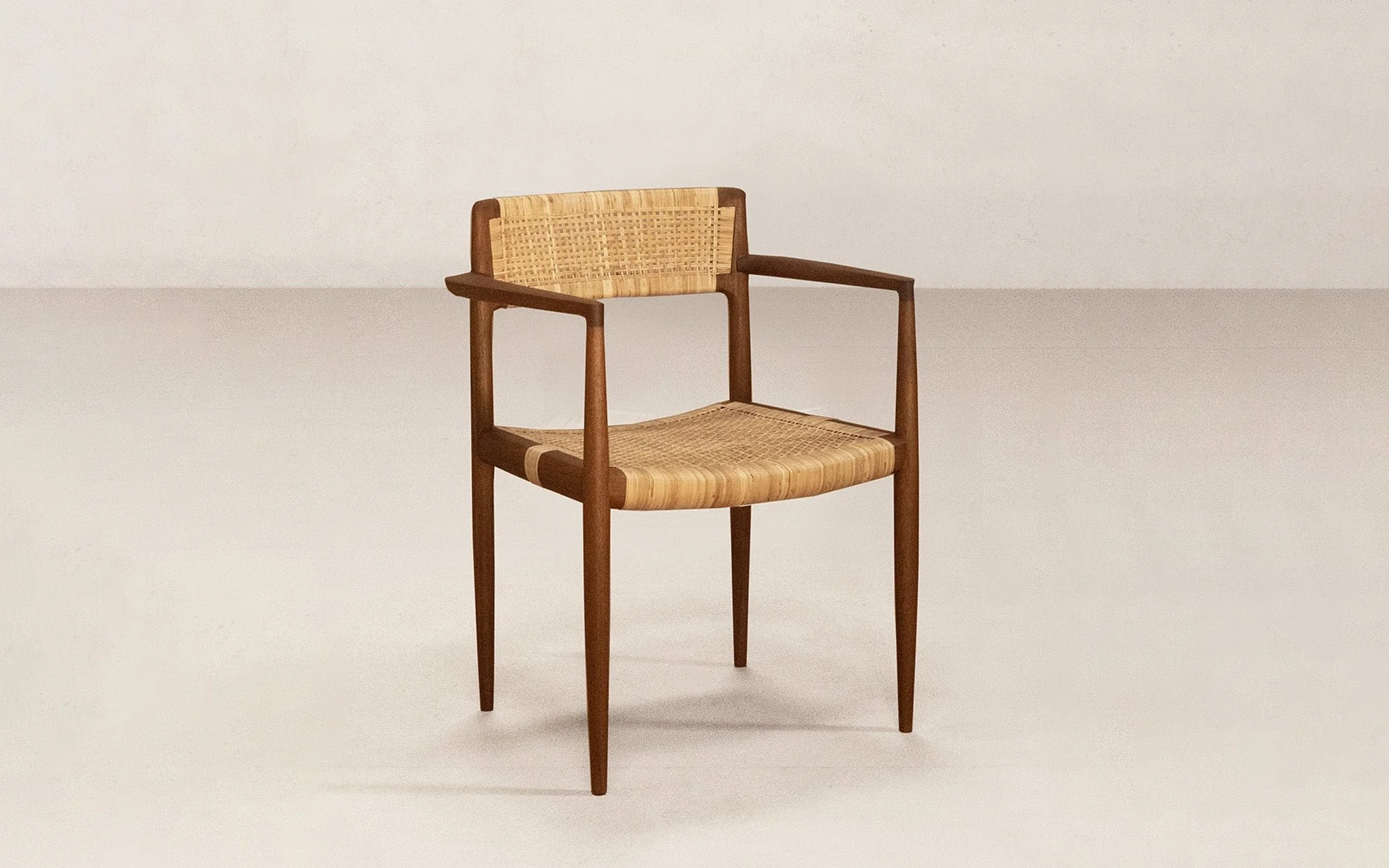 Tangāli dining chair - Image 4