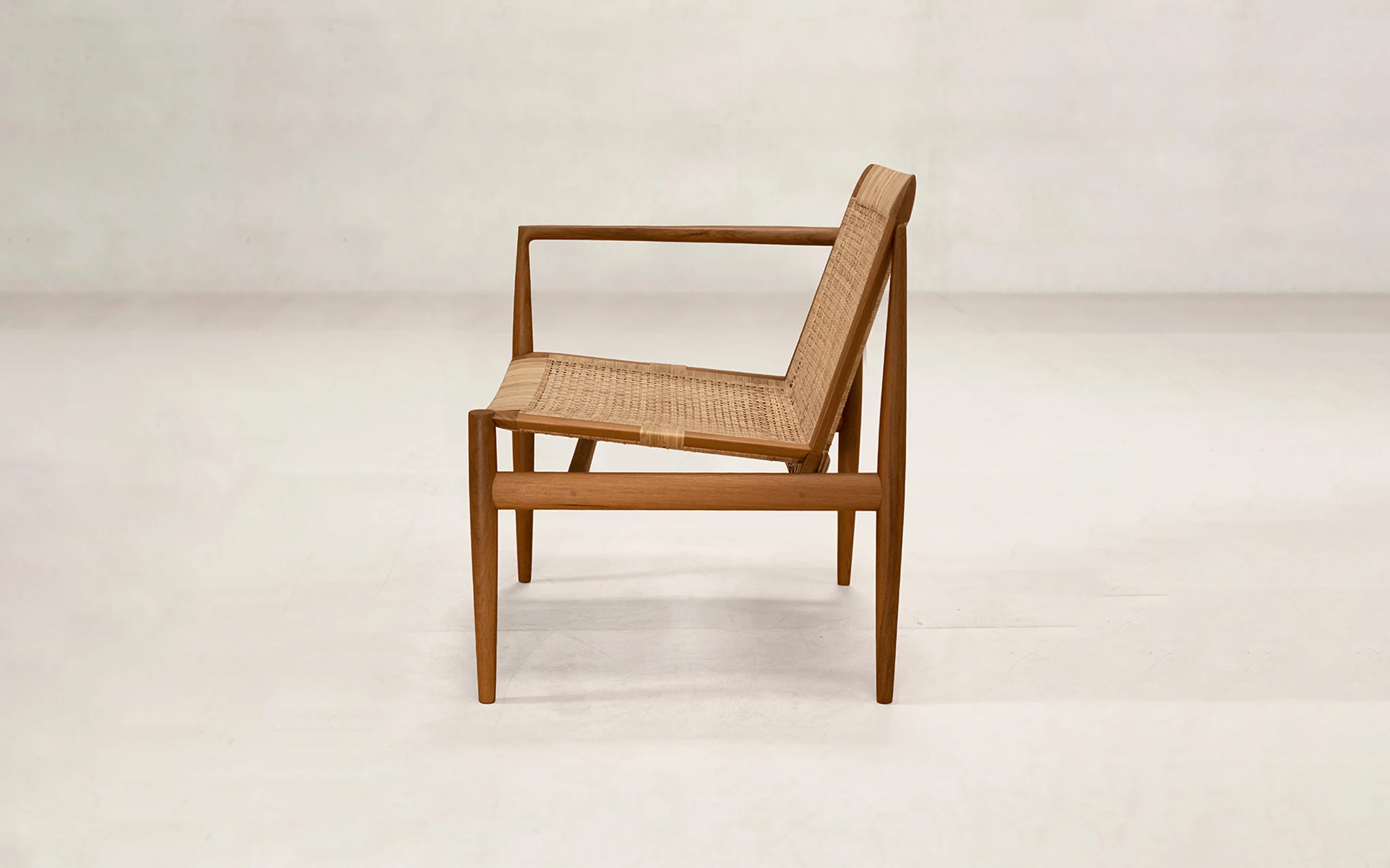 Tangāli modular chair - Image 5
