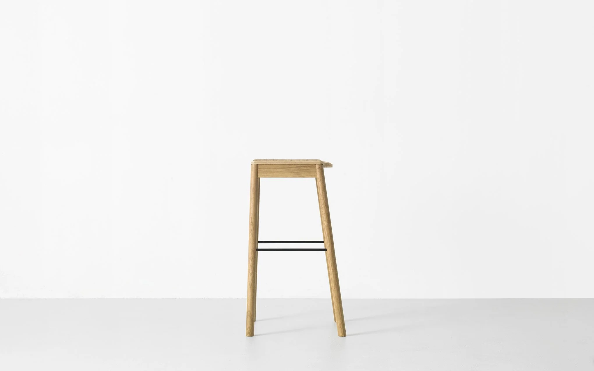 Tangerine stool - Image 2