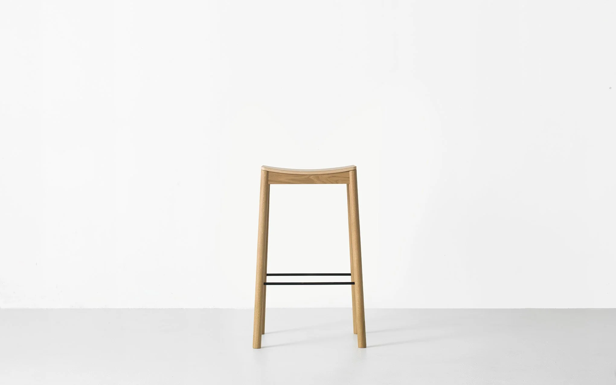Tangerine stool - Image 3