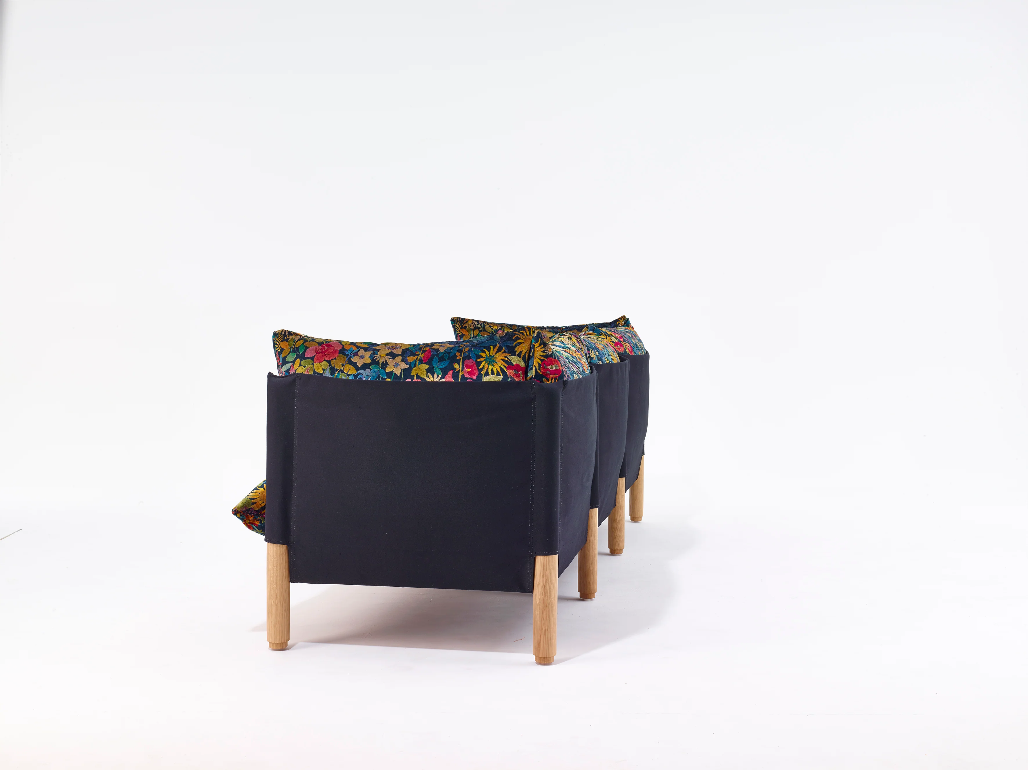 Tepee three seat sofa - oak, white sling - Image 58