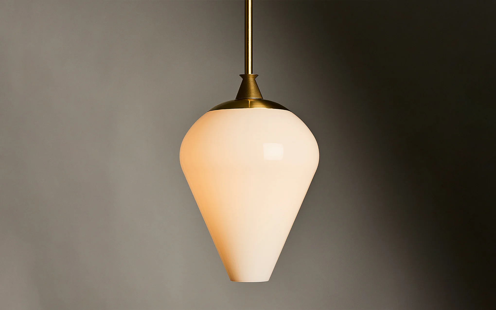 The Roll & Hill Pendant 02 - tulip - Image 3