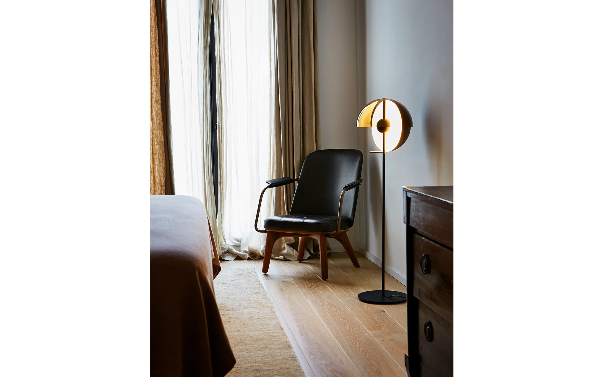 Theia P floor light - Image 4