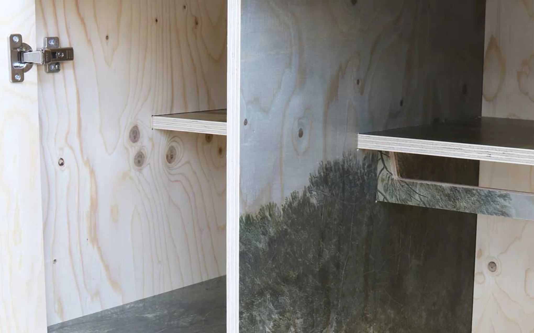 Exactly Three-Sheet Cabinet - Image 4