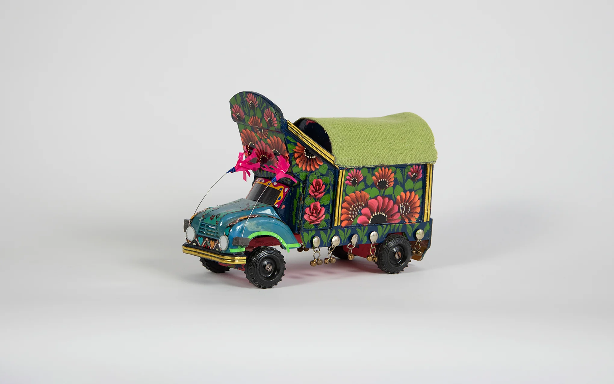 Tin lorry ornament - Image 3