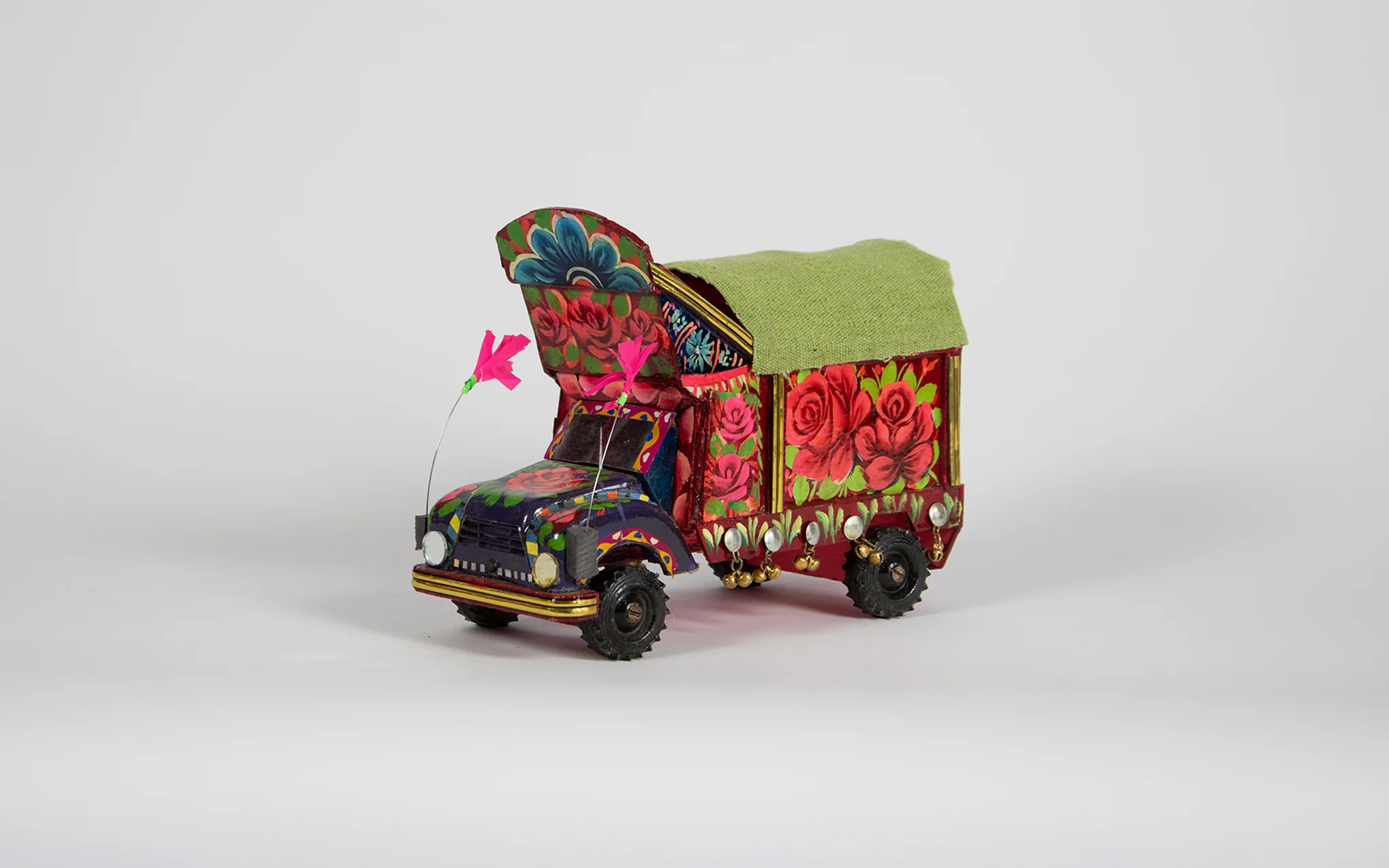 Tin lorry ornament - Image 4