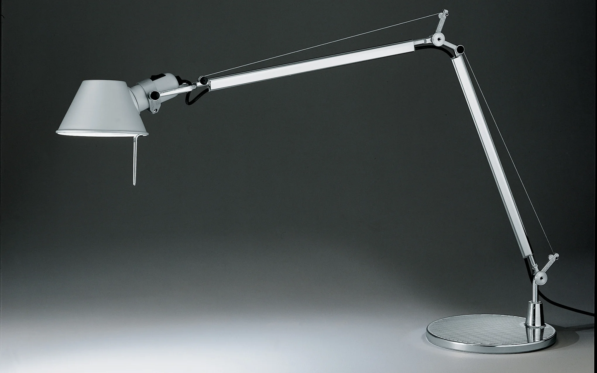 Tolomeo LED table light - Image 4