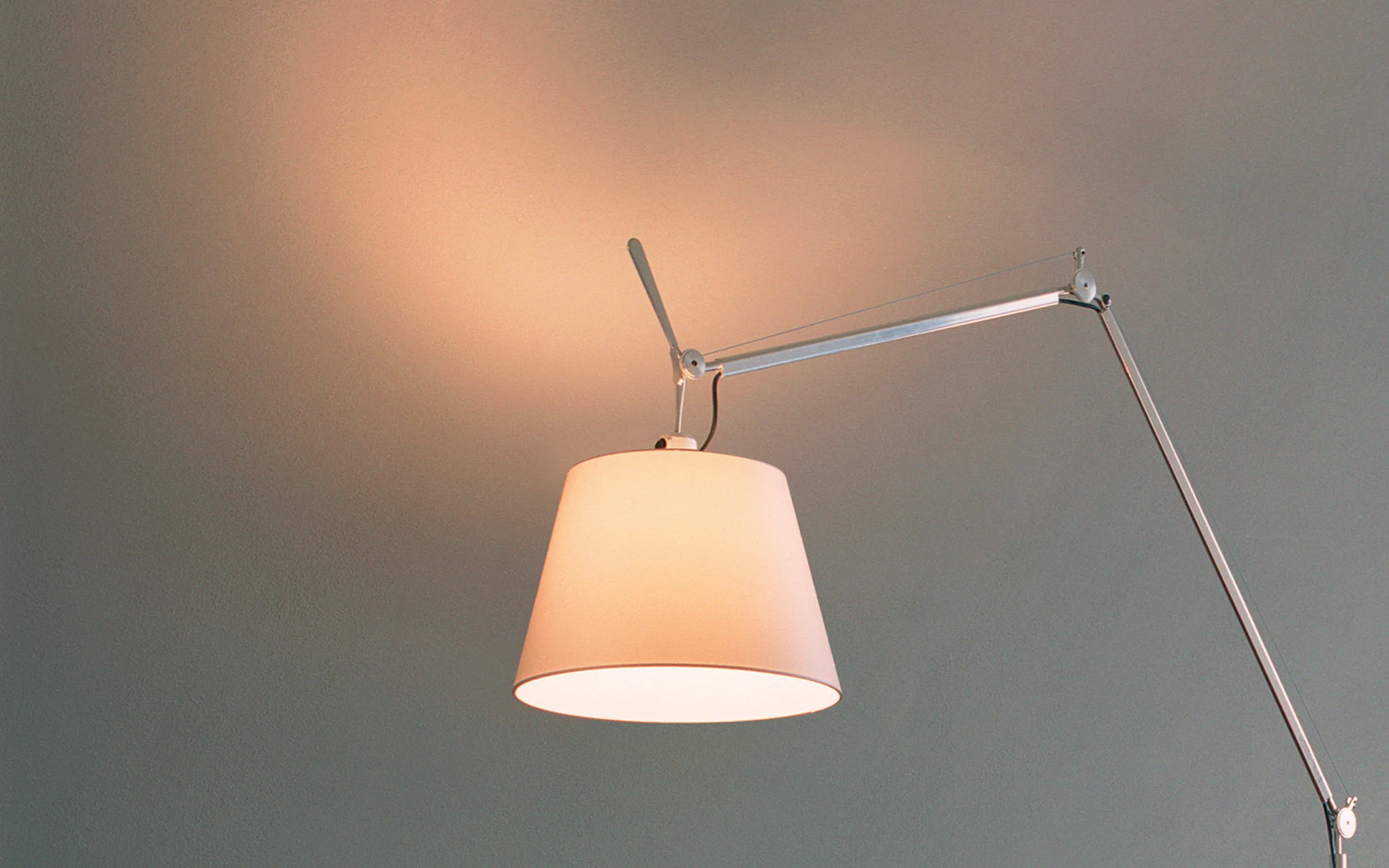 Tolomeo Mega floor light - Image 4