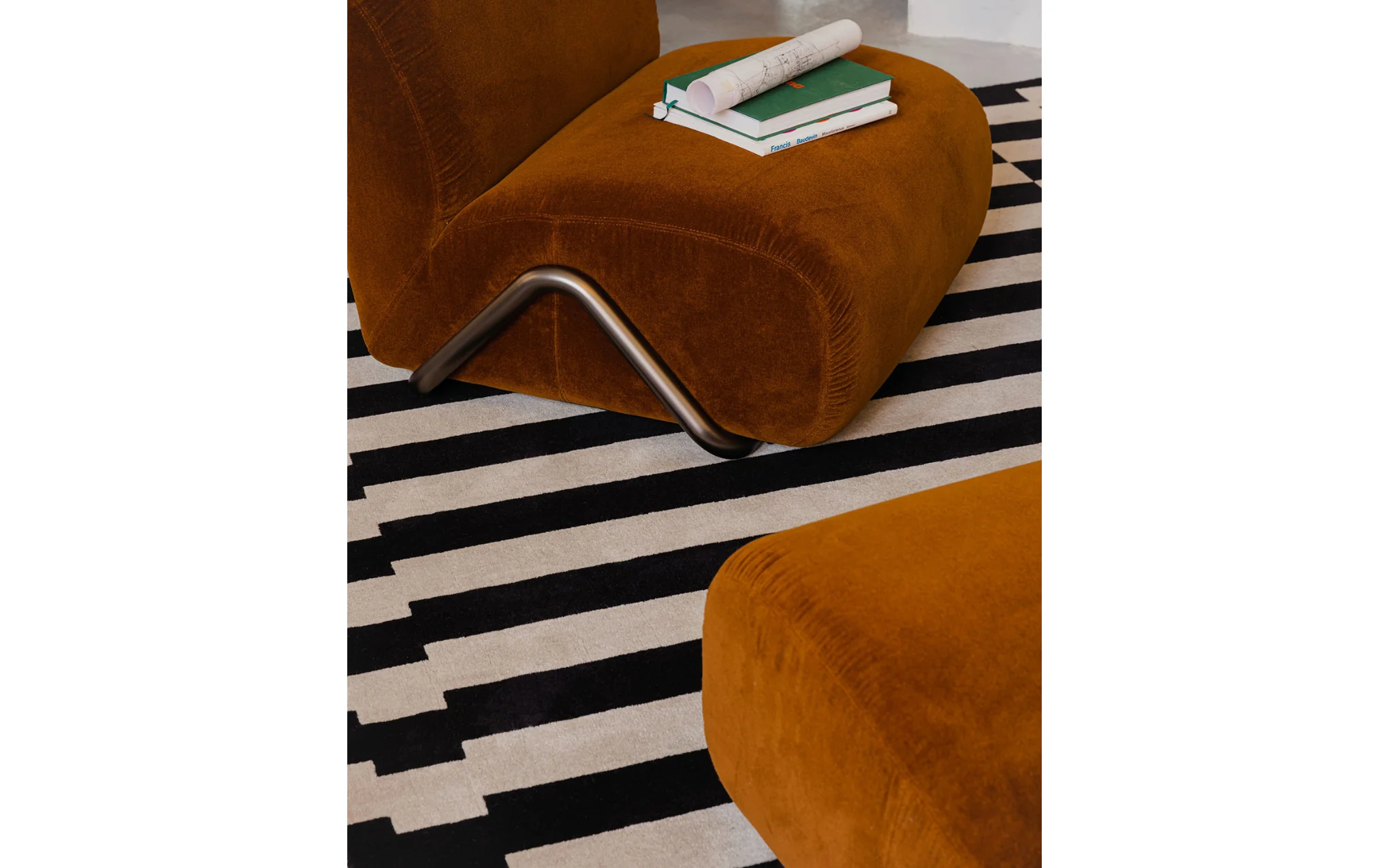 Victoria sofa - Image 9