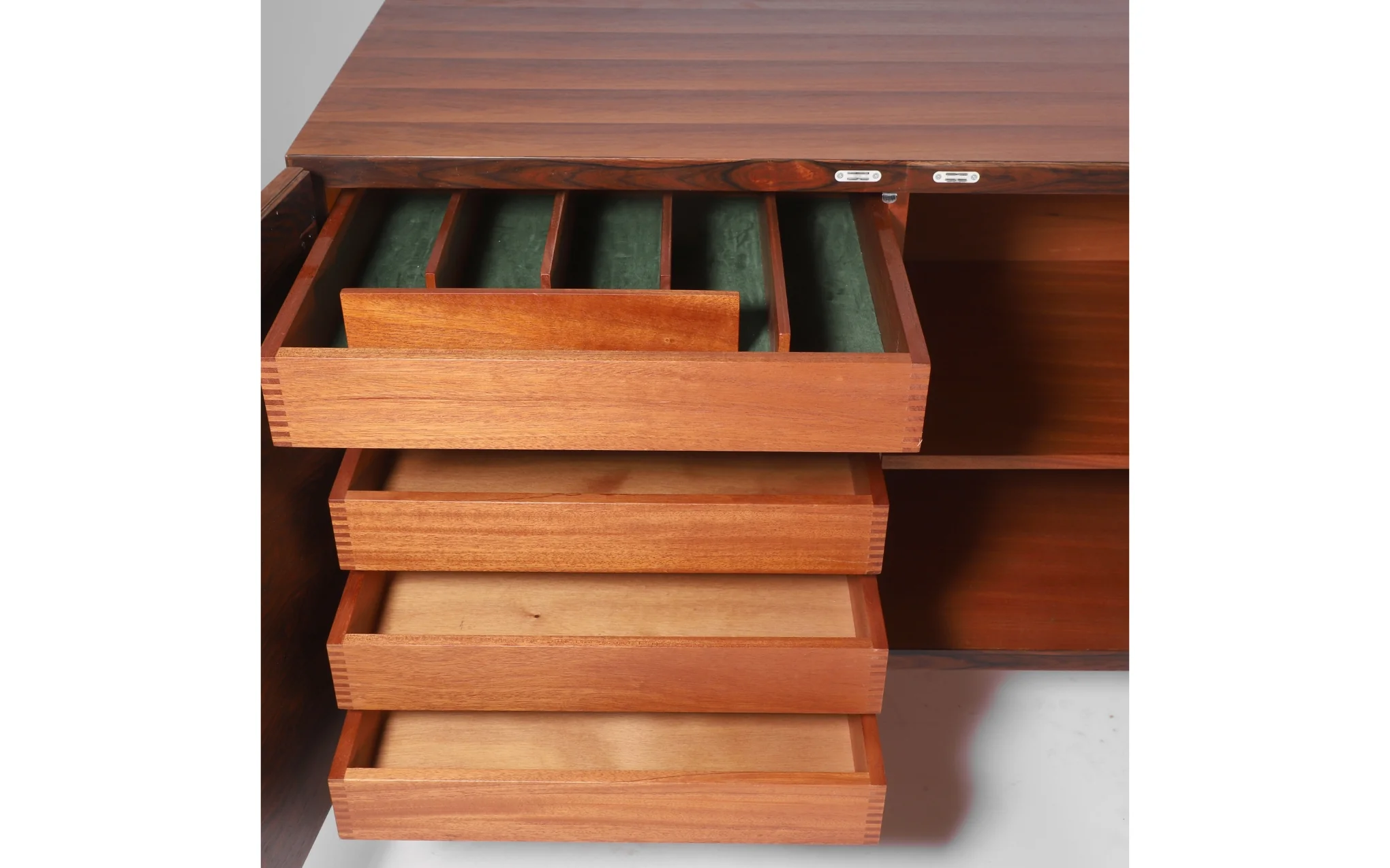 Gordan Russel rosewood 'Series 1' sideboard - Image 6
